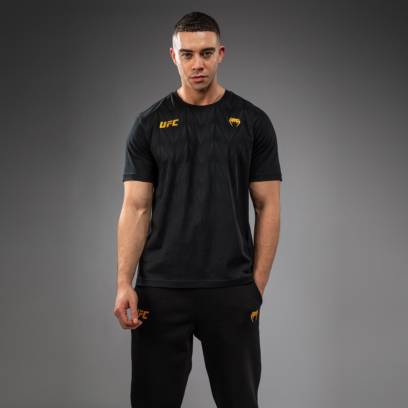 UFC Zenith by Venum Replica T-Shirt Herren - Champion