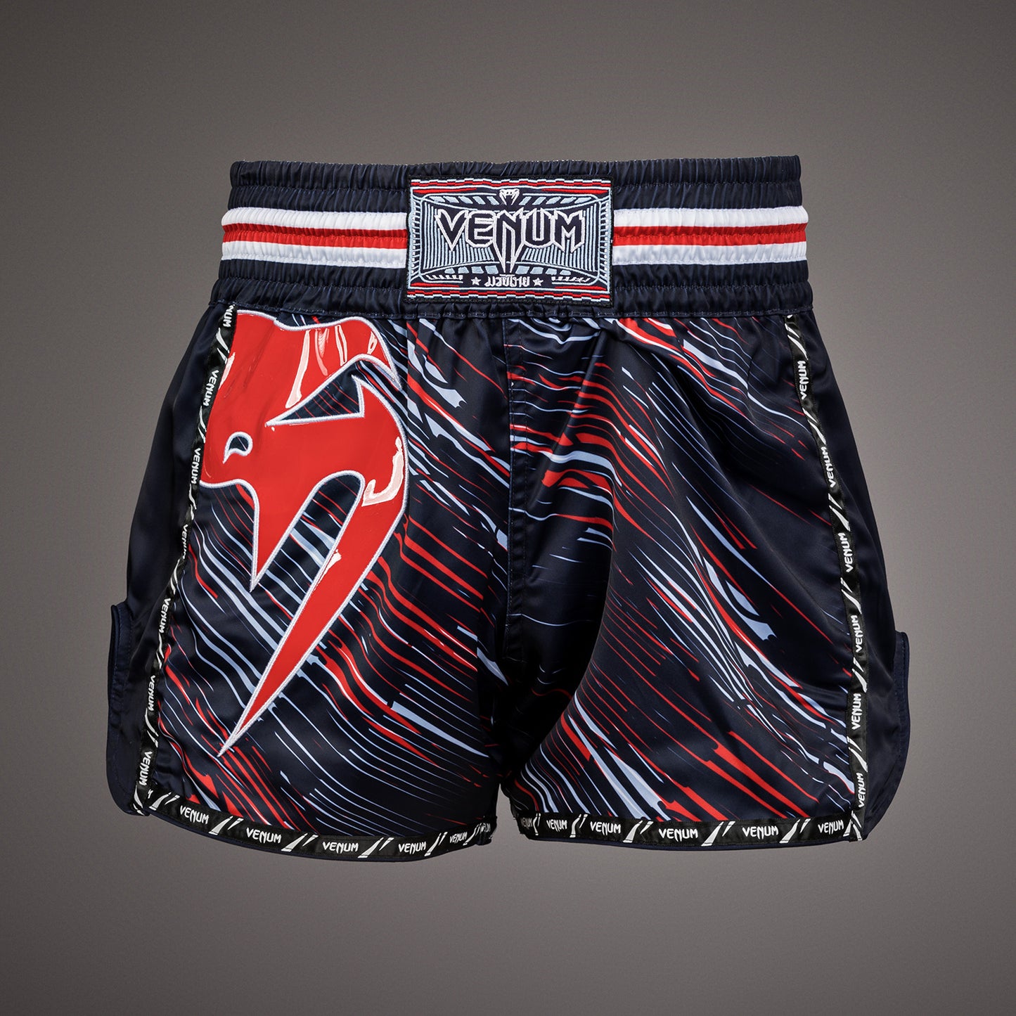 Venum Giant Muay Thai Shorts - Rot