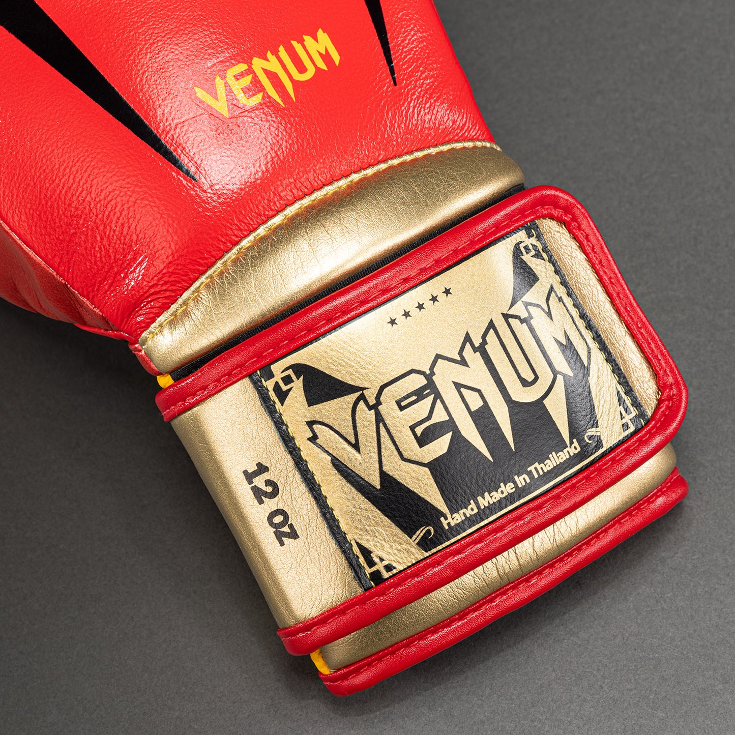 Venum Giant 3.0 Boxhandschuhe - Rot/Gelb/Gold