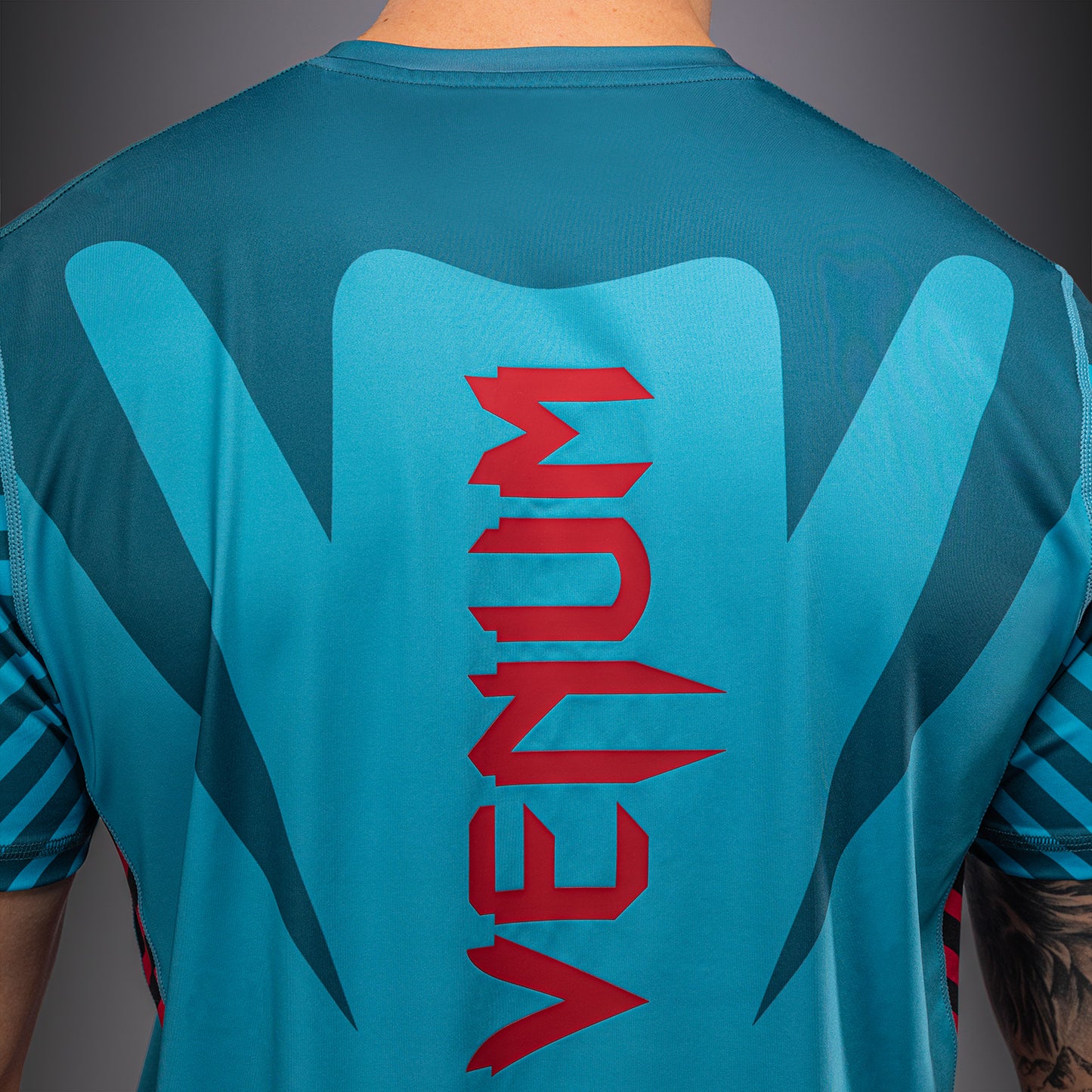 Venum Attack 90 Dry-Tech-T-Shirt – Türkis/Rot