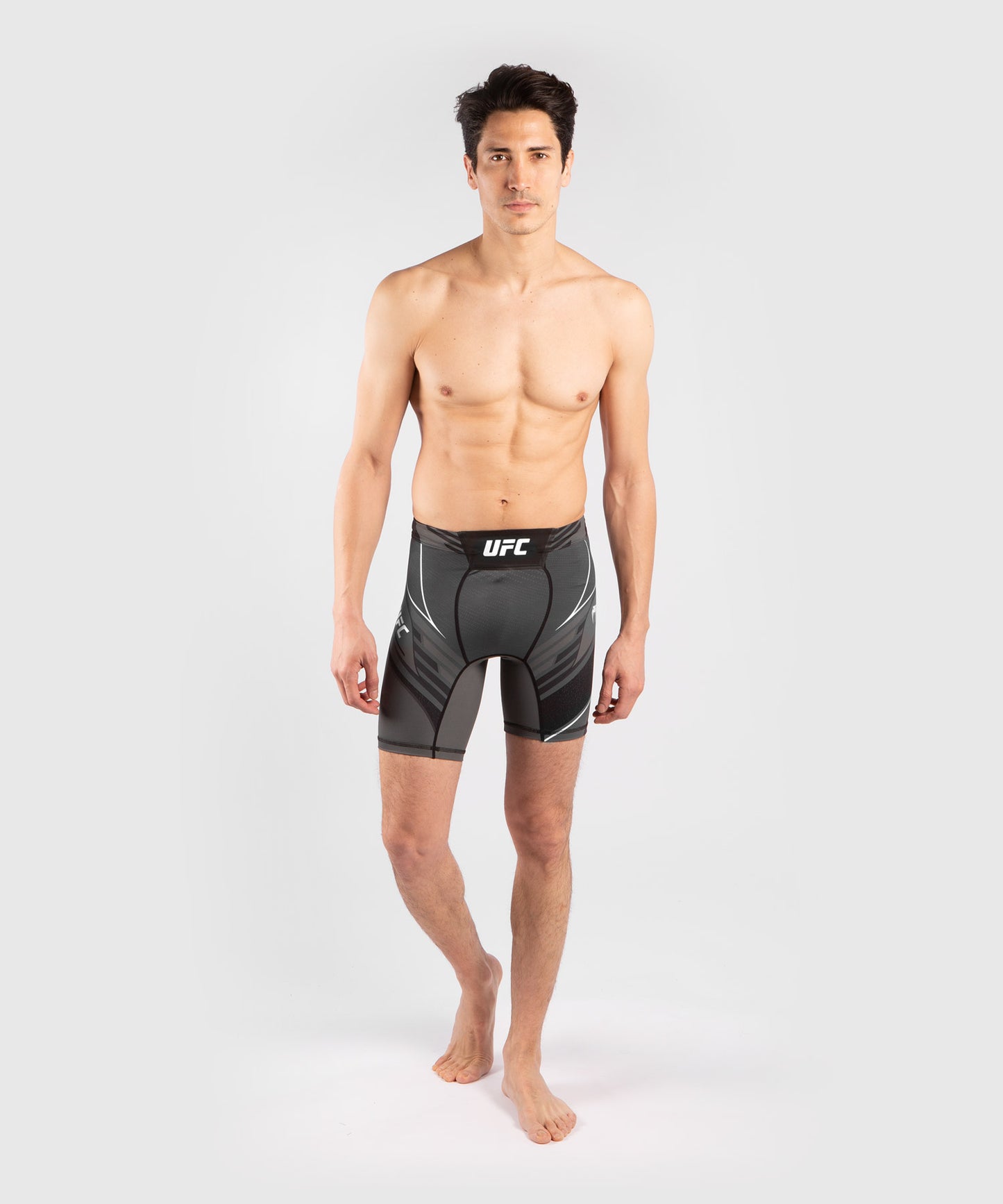UFC Venum Authentic Fight Night Herren Vale Tudo Shorts - Short Fit - Schwarz
