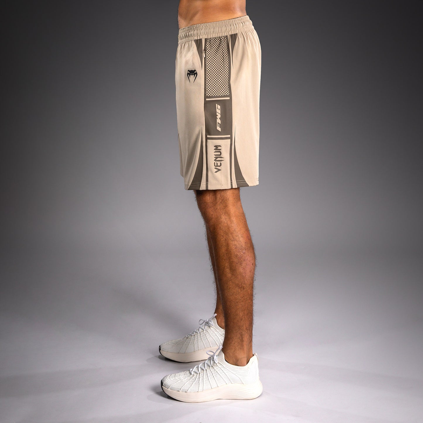 Venum UFC Unity by Venum Authentic Fight Week Herren Funktionsshorts - Sand