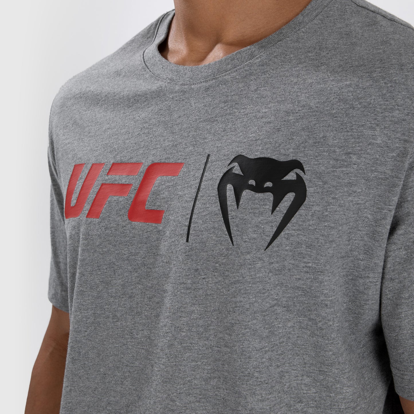 UFC Venum Classic T-Shirt - Grau/Rot