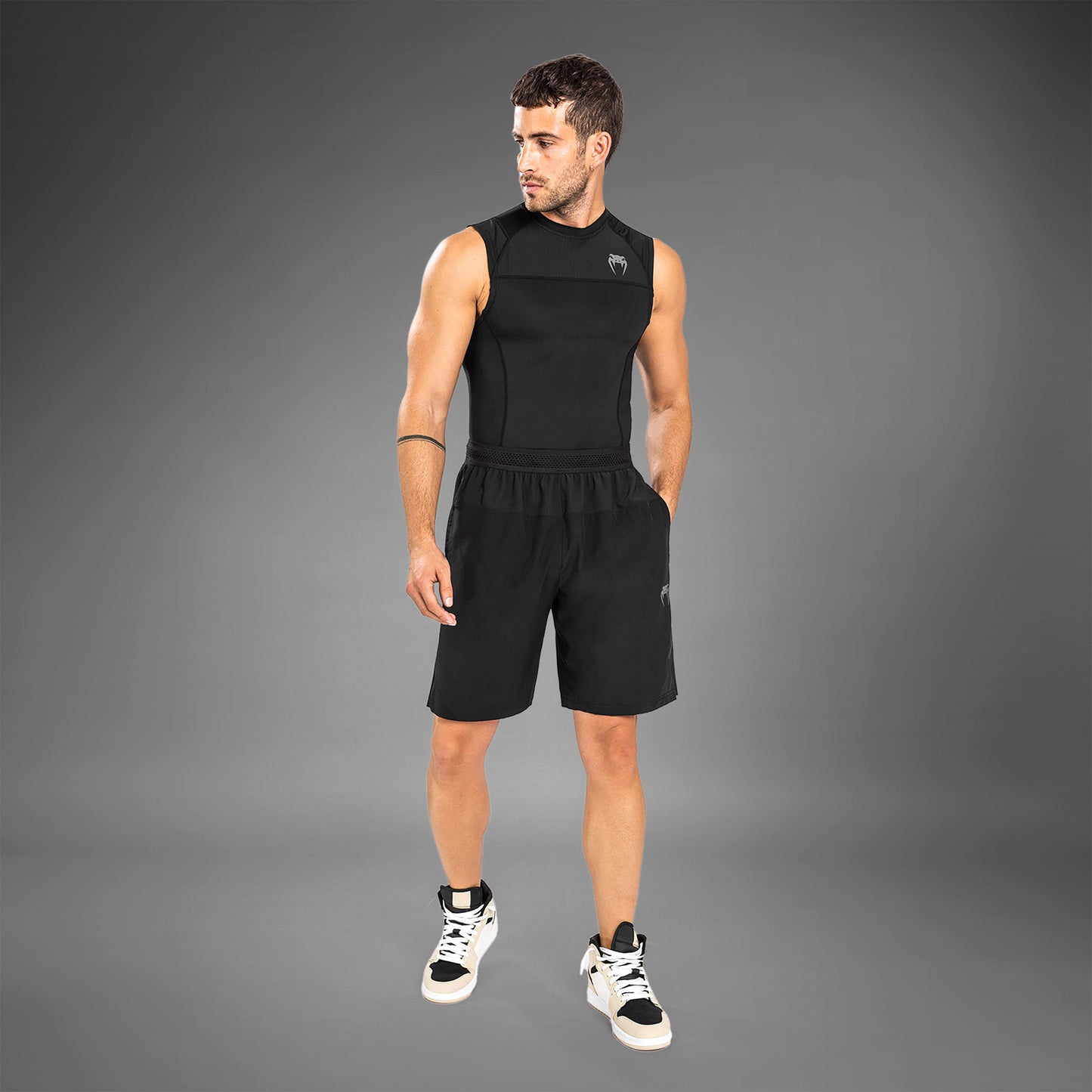 Venum G-Fit Air Trainingsshorts – Schwarz