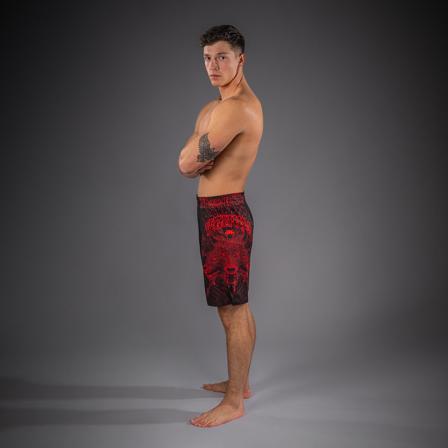 Venum Wolf Atak Fightshorts – Schwarz/Rot
