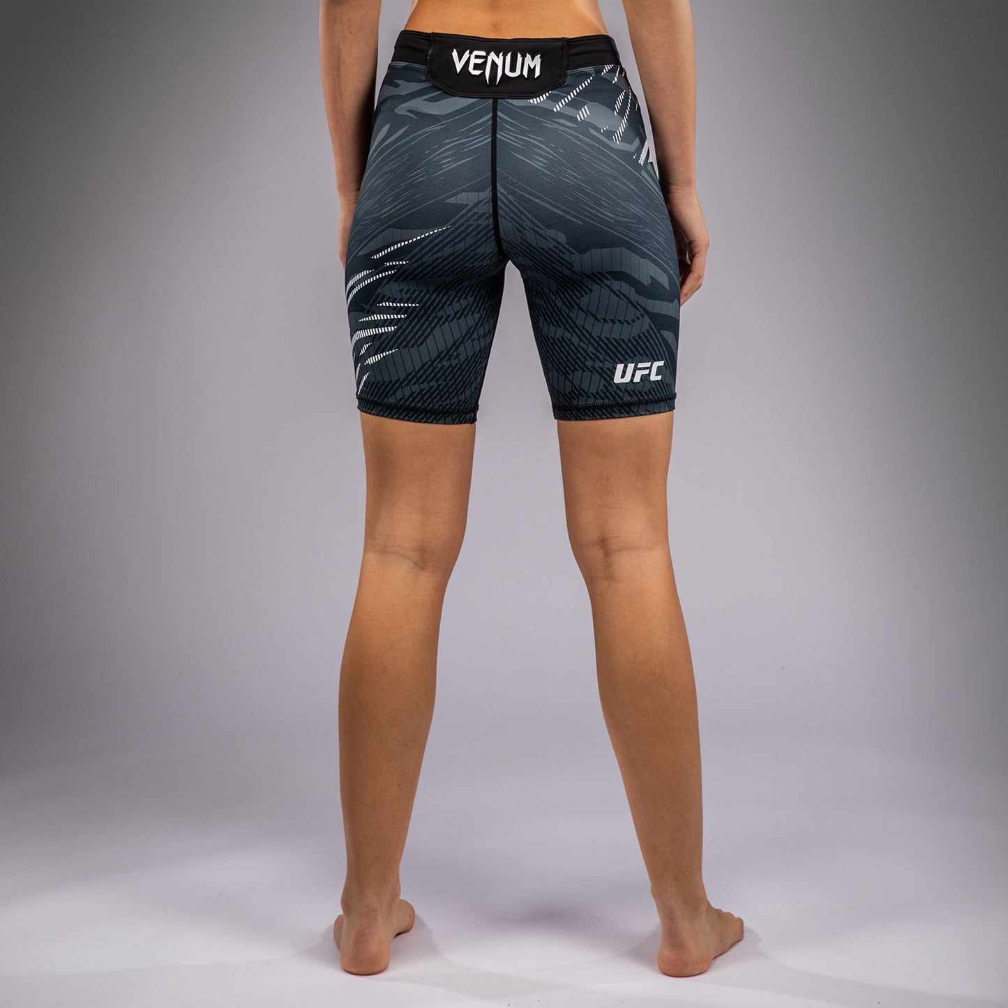 UFC Fusion by Venum Authentic Fight Night Damen Vale Tudo Short - Long Fit - Schwarz