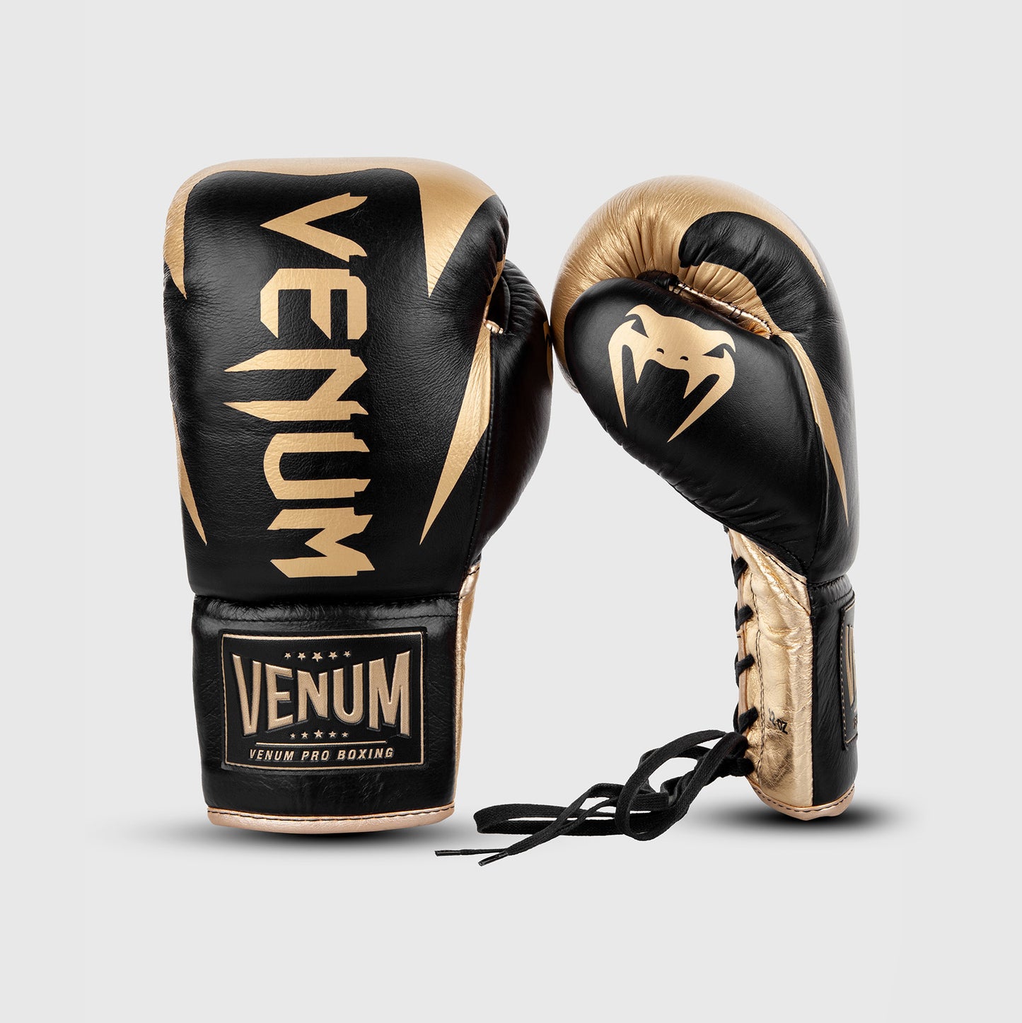 Venum Hammer Profi-Boxhandschuhe mit Schnürung - Schwarz/Gold