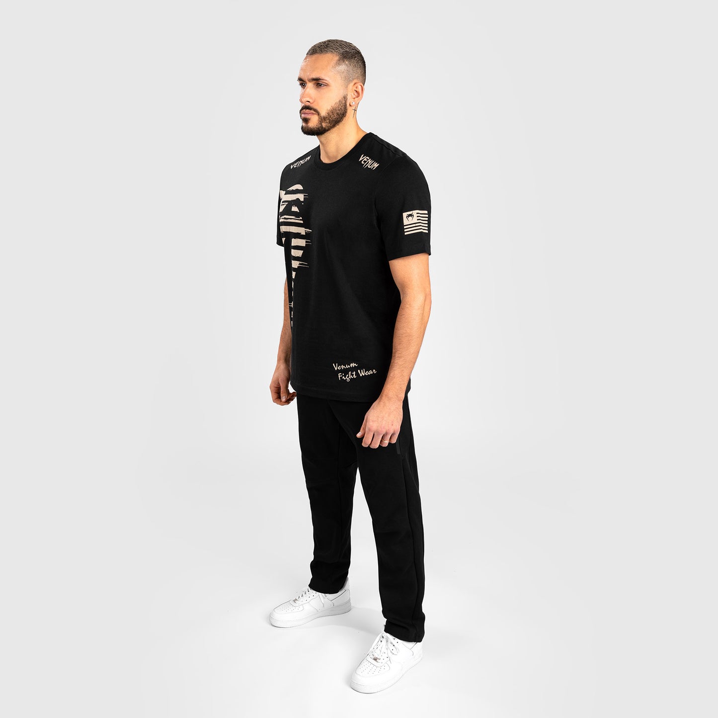 VENUM GIANT USA T-SHIRT - REGULAR FIT - SCHWARZ