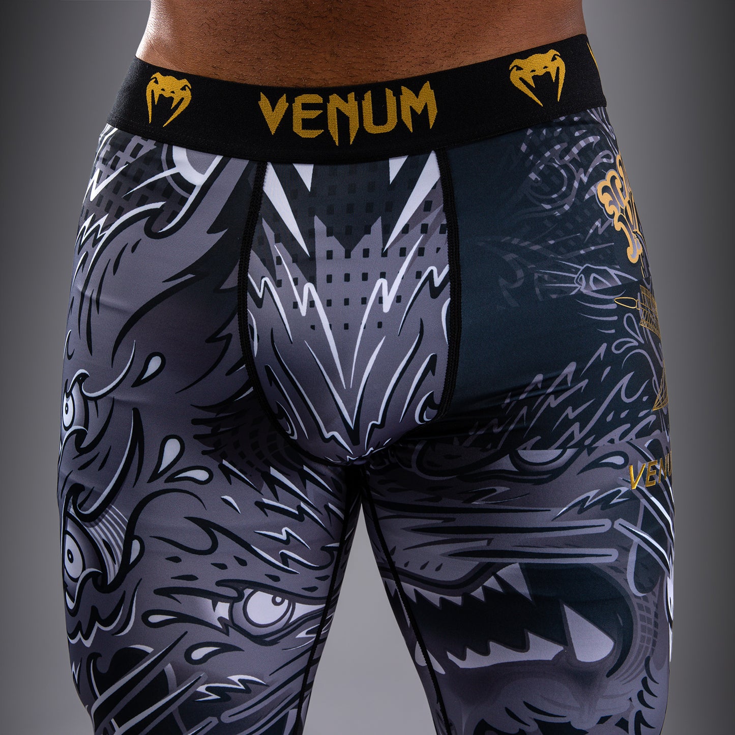 Venum Wolf Atak Spats – Schwarz/Grau