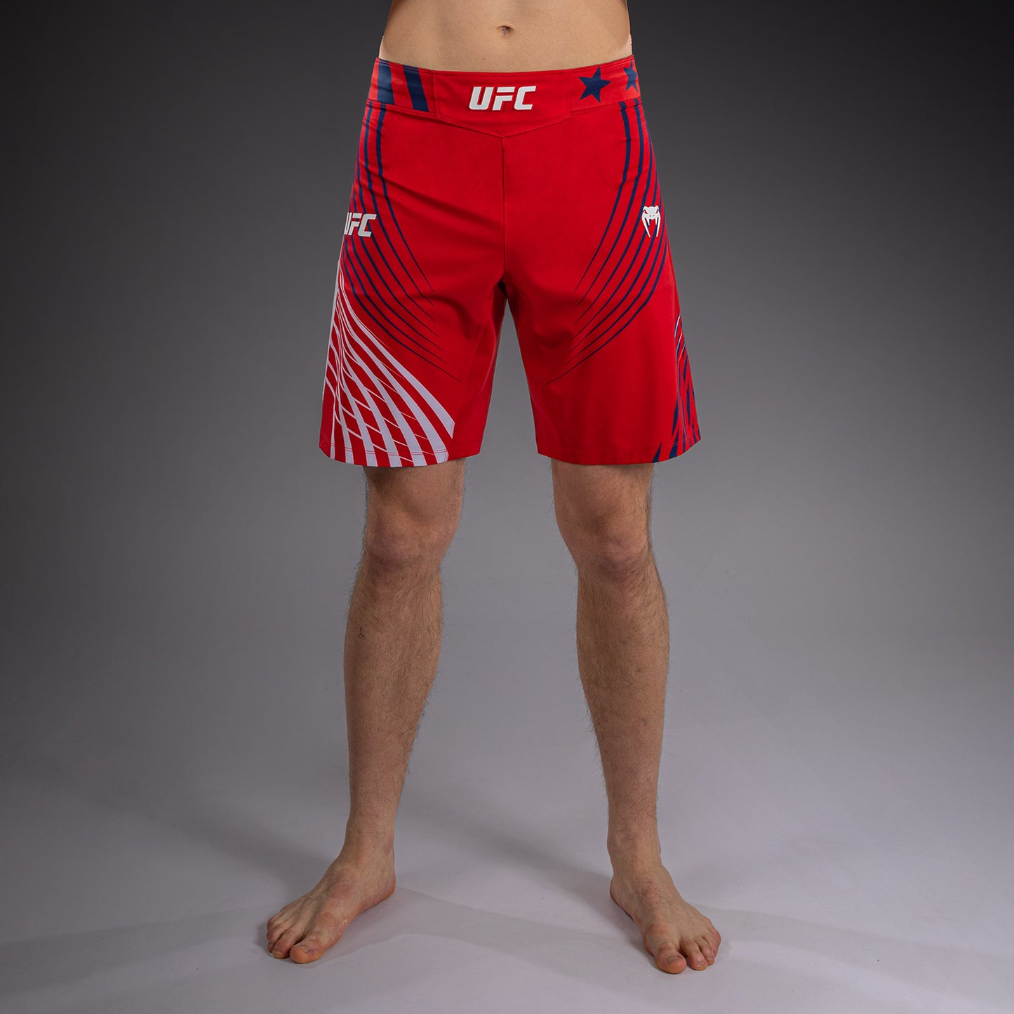 Official UFC Freedom 250 by Venum Personalisiert Authentic Fight Night Fight Shorts im Long Fit für Herren - Rot