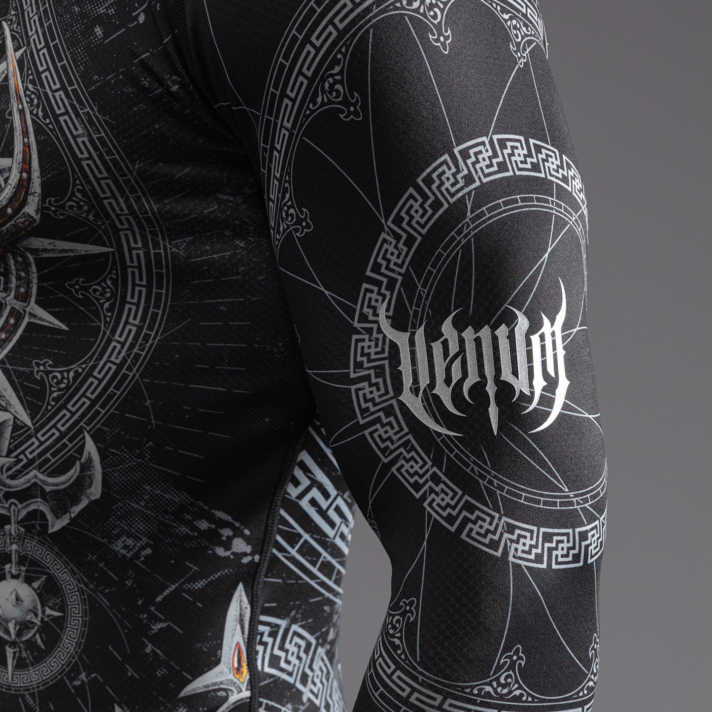 Venum Gladiator 5.0 Herren Langarm Rashguard - Schwarz/Silber