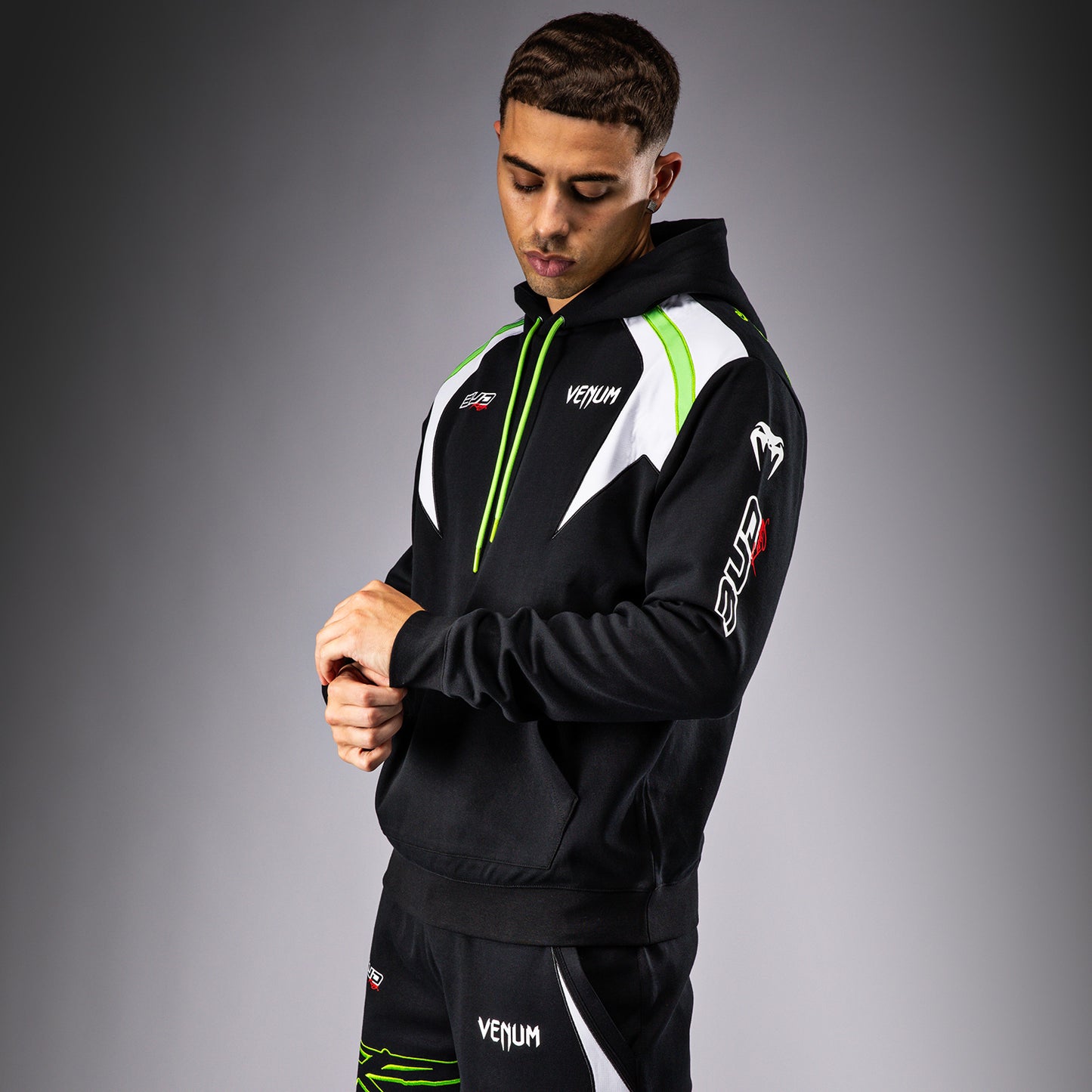 Venum x Bud Racing Herren Hoodie - Schwarz/Weiß/Limettengrün