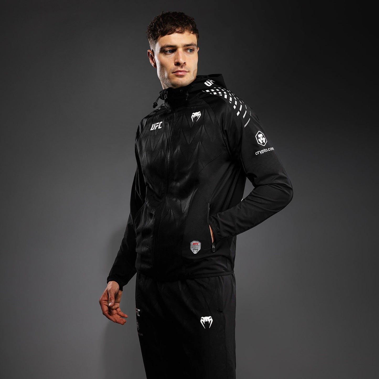 UFC Zenith by Venum Authentic Fight Night Kapuzenjacke Herren Personalisiert - Schwarz