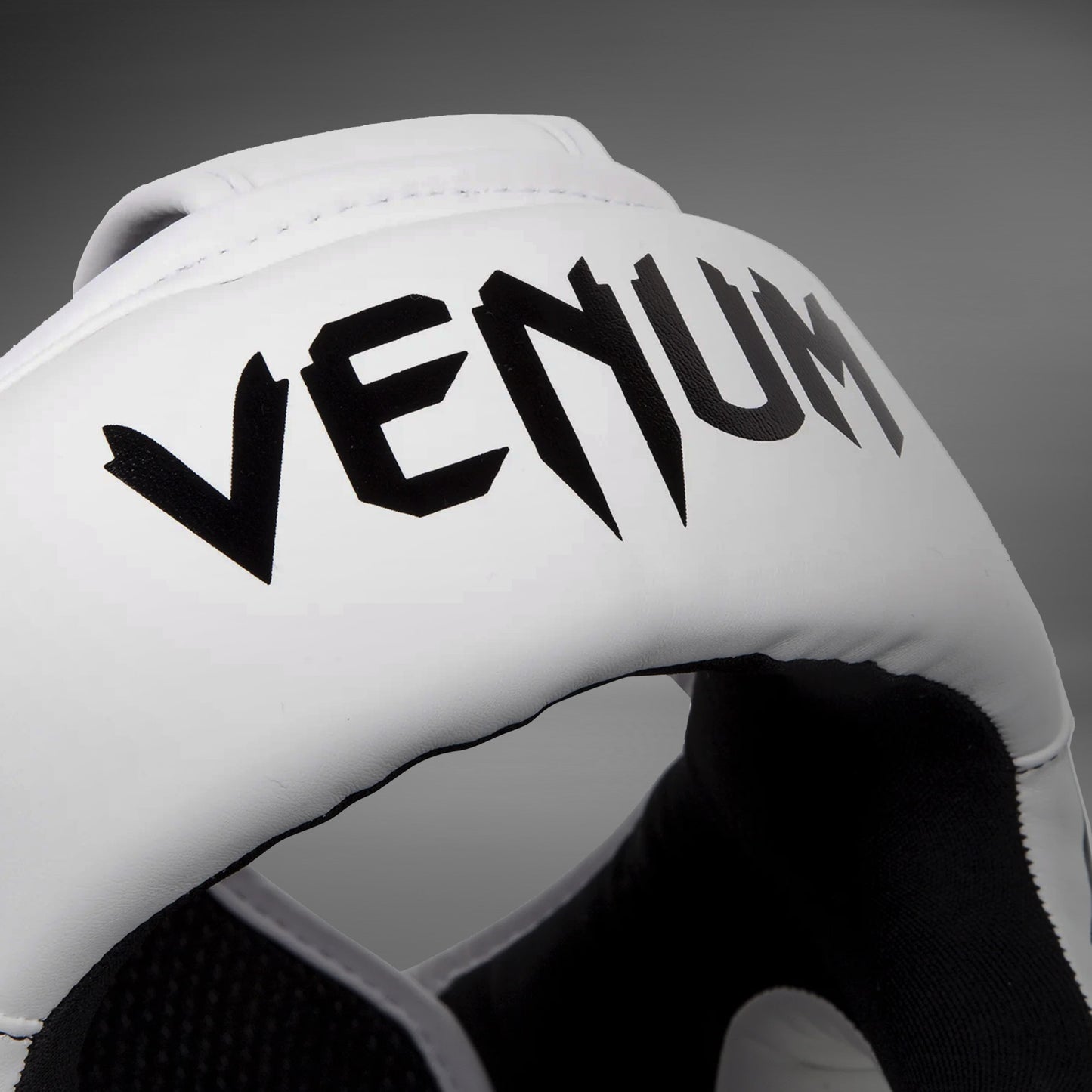 Venum Elite Kopfschutz – Weiß/Schwarz