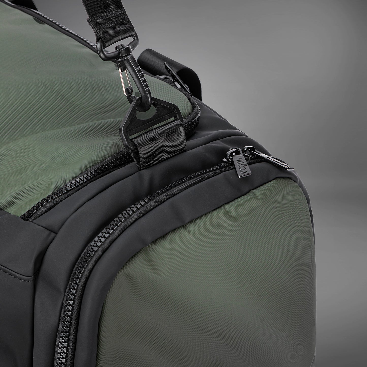 Venum Evo 2 Trainer Lite Duffle Bag - Schwarz/Khaki