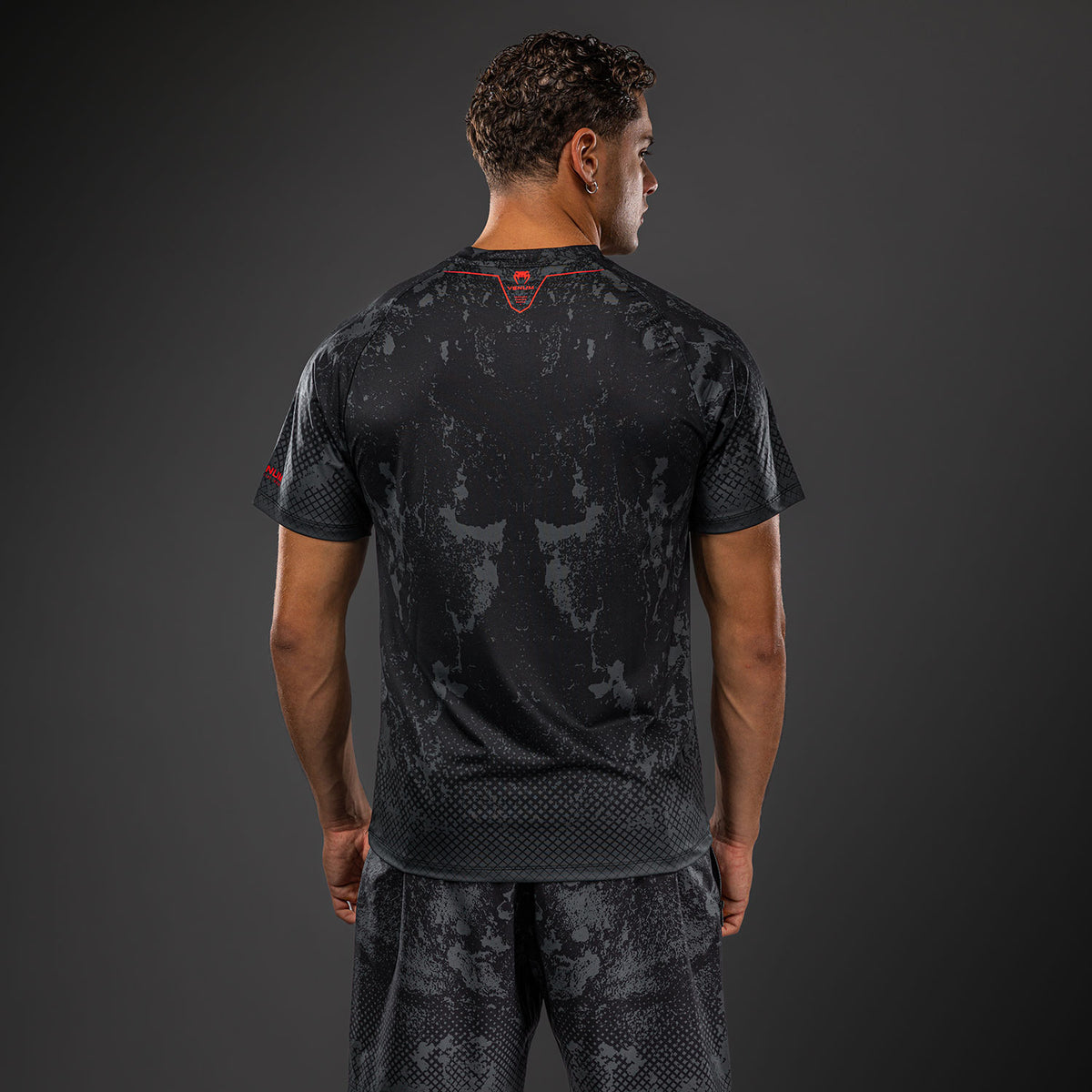 Venum x Batman Dry-Tech-T-Shirt - Schwarz/Grau/Rot