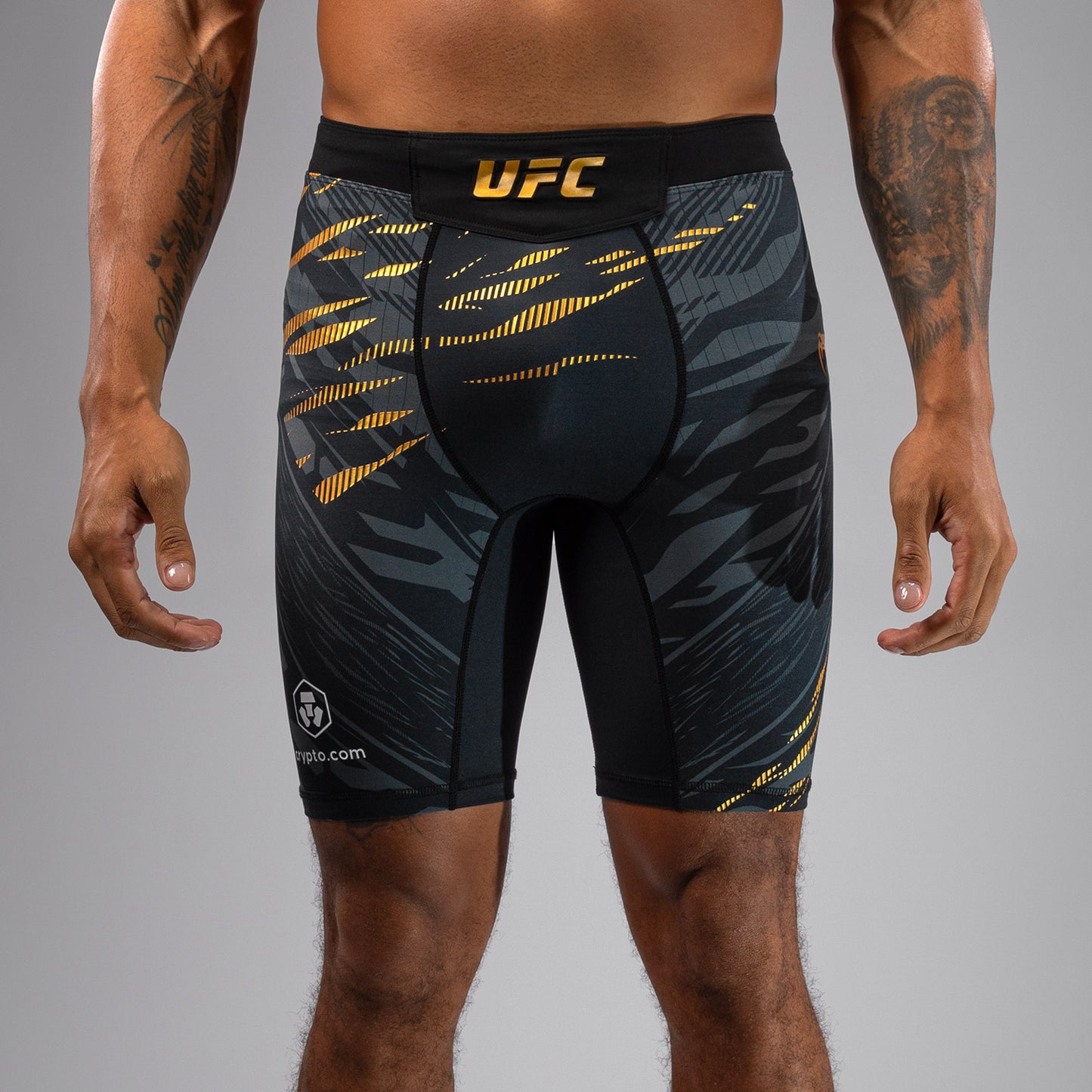UFC Fusion by Venum Authentic Fight Night Herren Vale Tudo Short - Champion