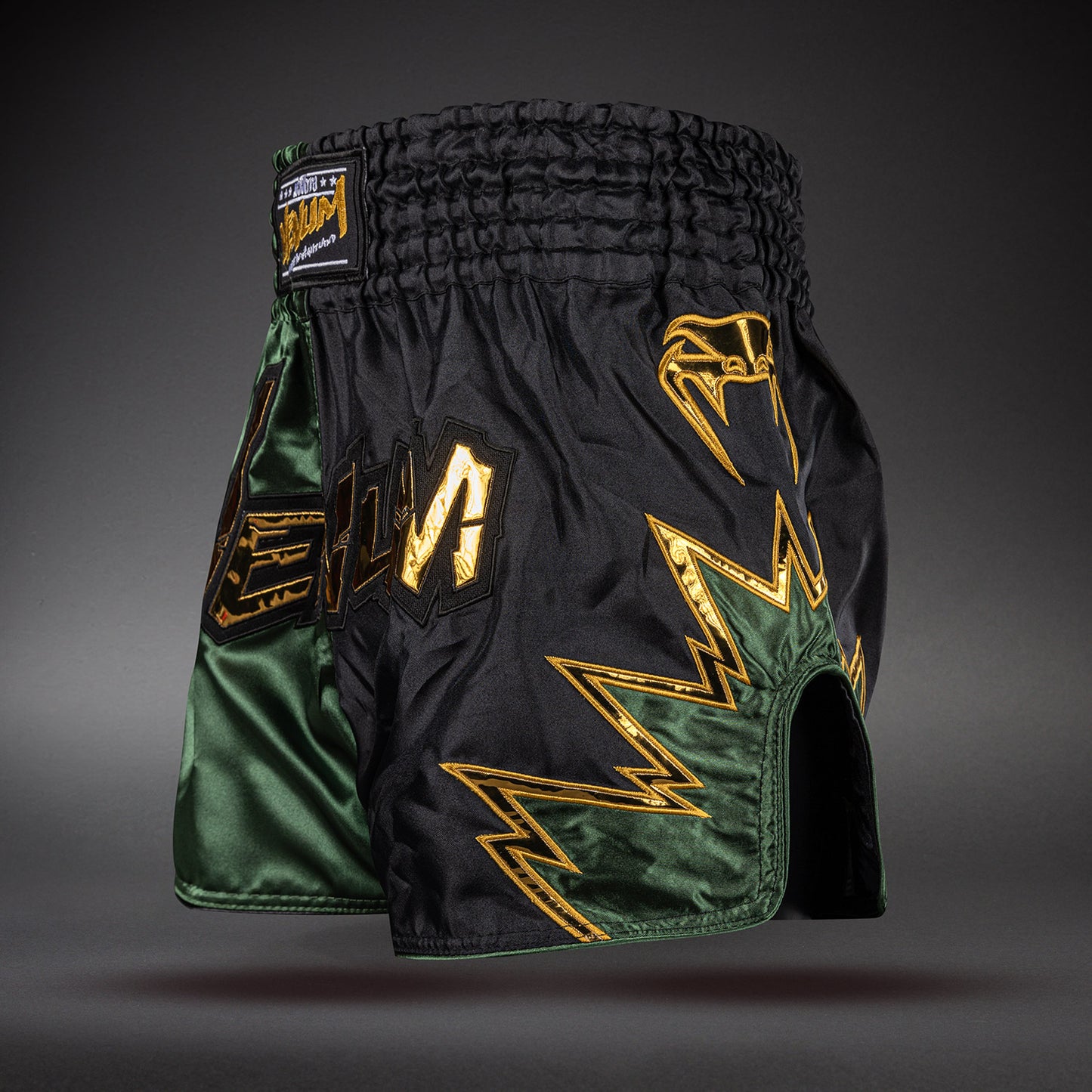 Venum Inferno 2.0 Muay Thai Shorts - Schwarz/Khaki