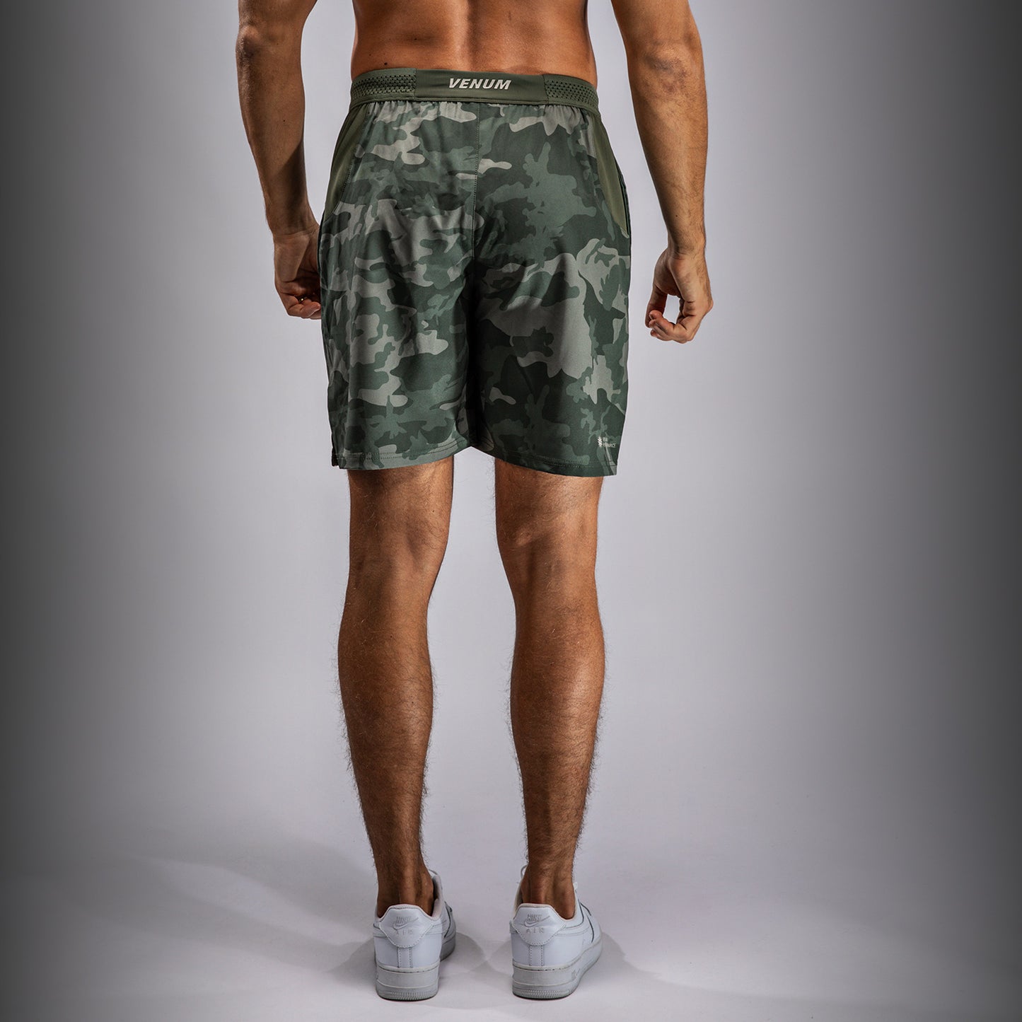 Venum G-Fit Air Herren Trainingsshorts - Armee Camouflage