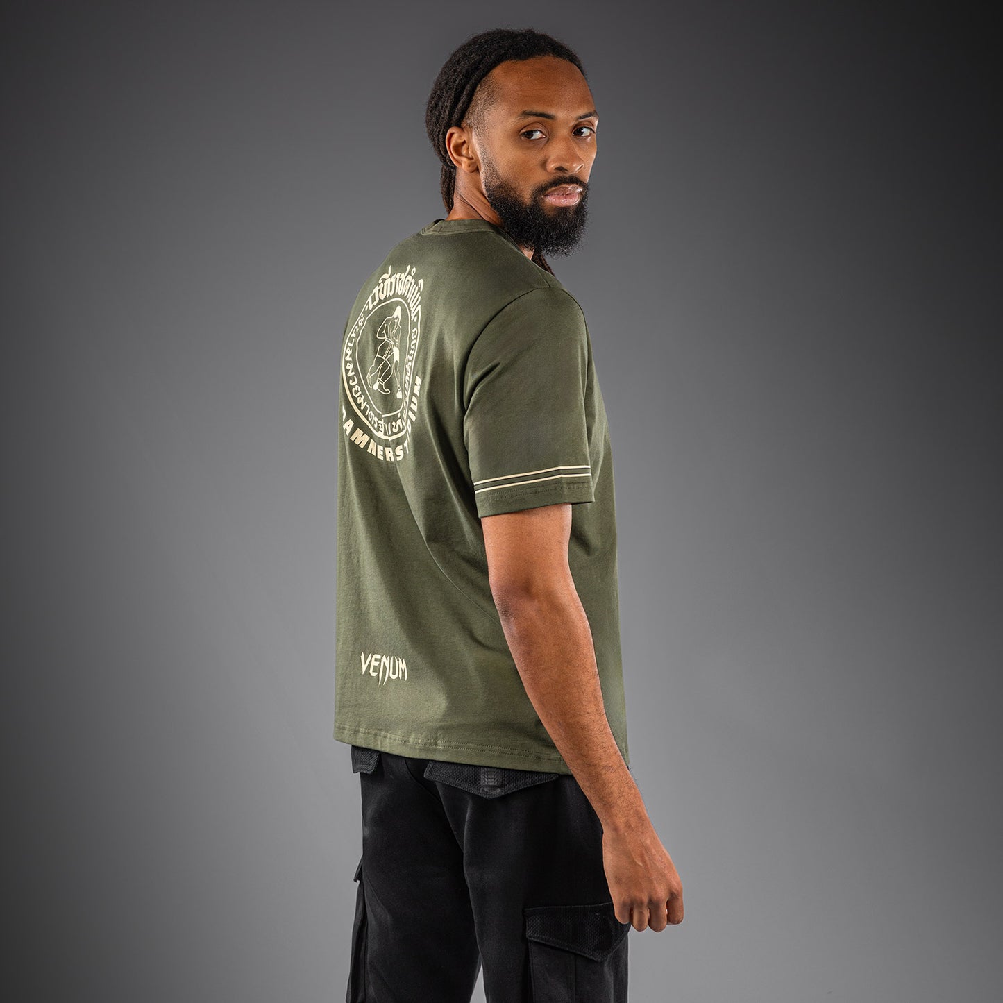 Venum x Rajadamnern T-Shirt - Militärgrün