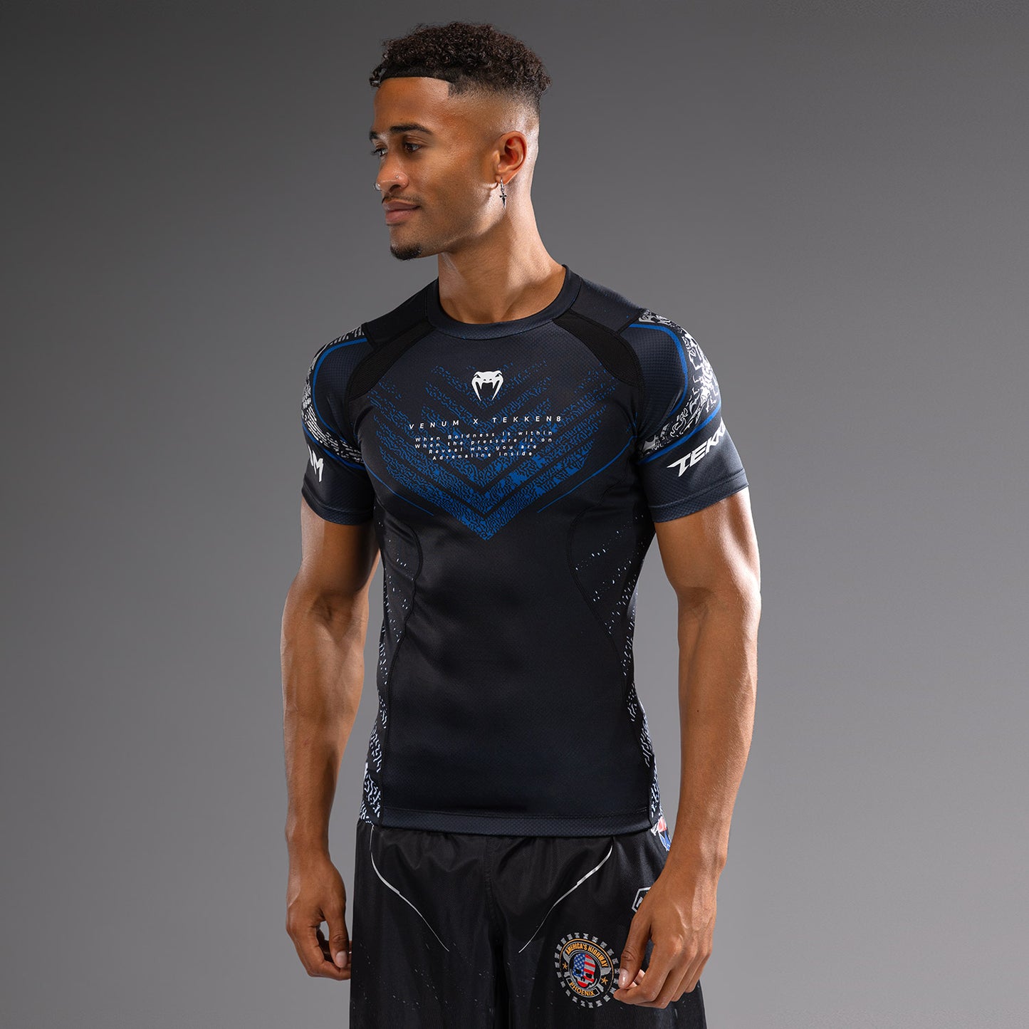 Venum x TEKKEN 8 - Paul Phoenix Rashguard - Schwarz/Blau