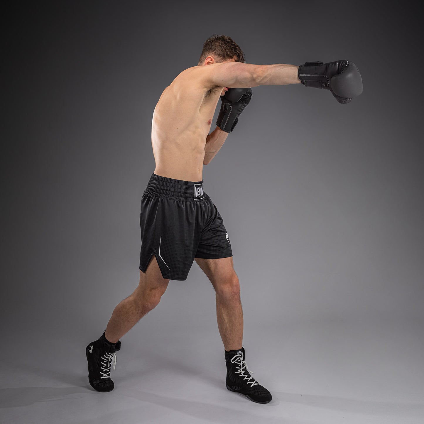 Venum Stealth Boxshorts – Schwarz/Weiß