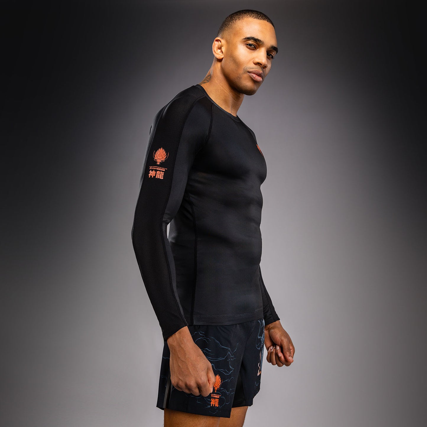 Venum Thunder Dragon Langarm Rashguard – Schwarz/Grau/Kupfer