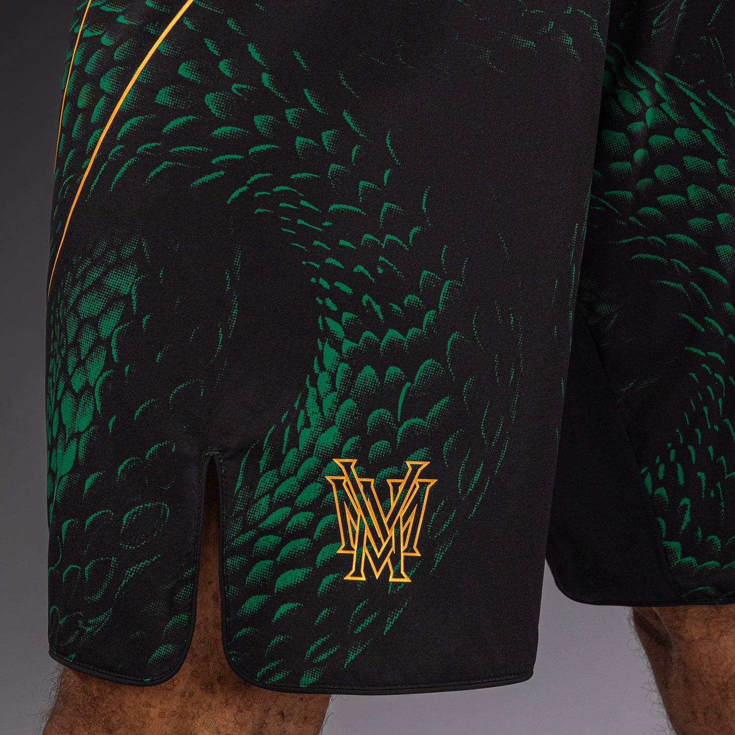 Venum Matupa Fightshorts - Schwarz/Grün/Gold