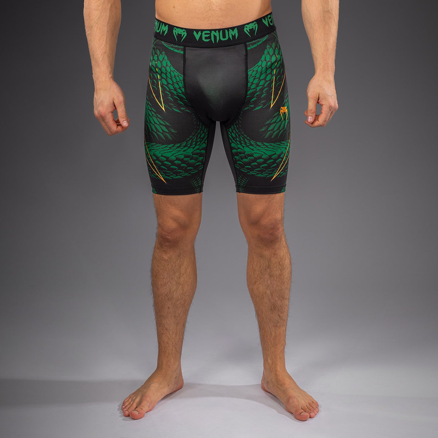 Venum Matupa Kompressionsshort - Schwarz/Grün/Gold