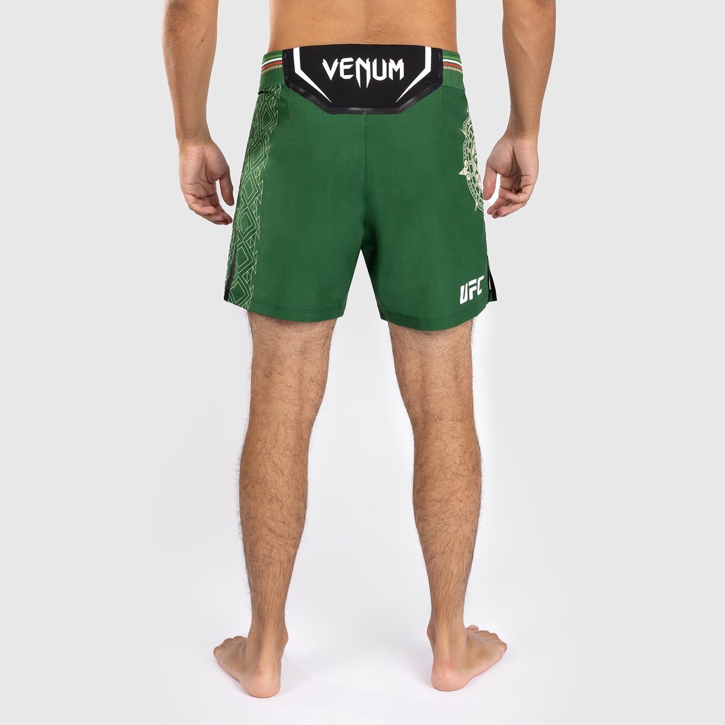 Noche UFC by Venum  Authentic Fight Night Herren Kampfhose - Kurze Passform - Grün