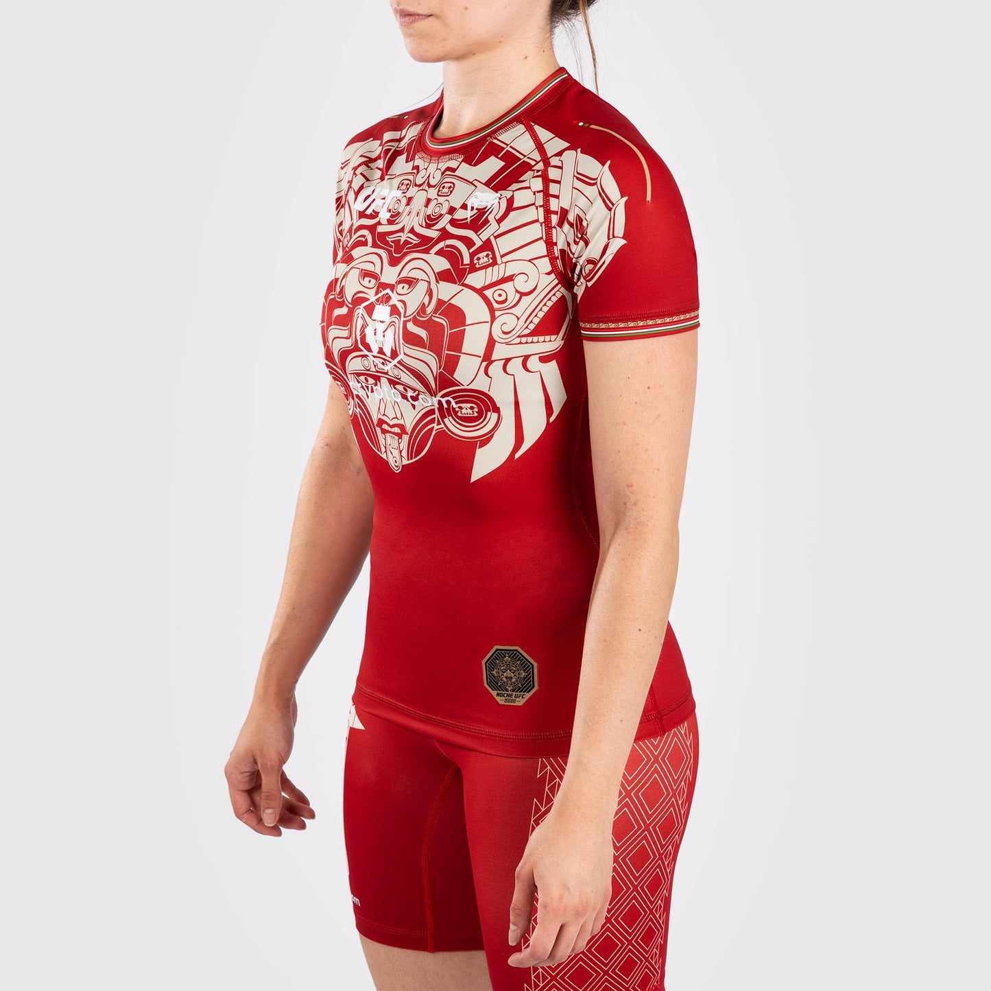 Noche UFC by Venum  Authentic Fight Night Damen Performance Kurzarm Rashguard - Rot