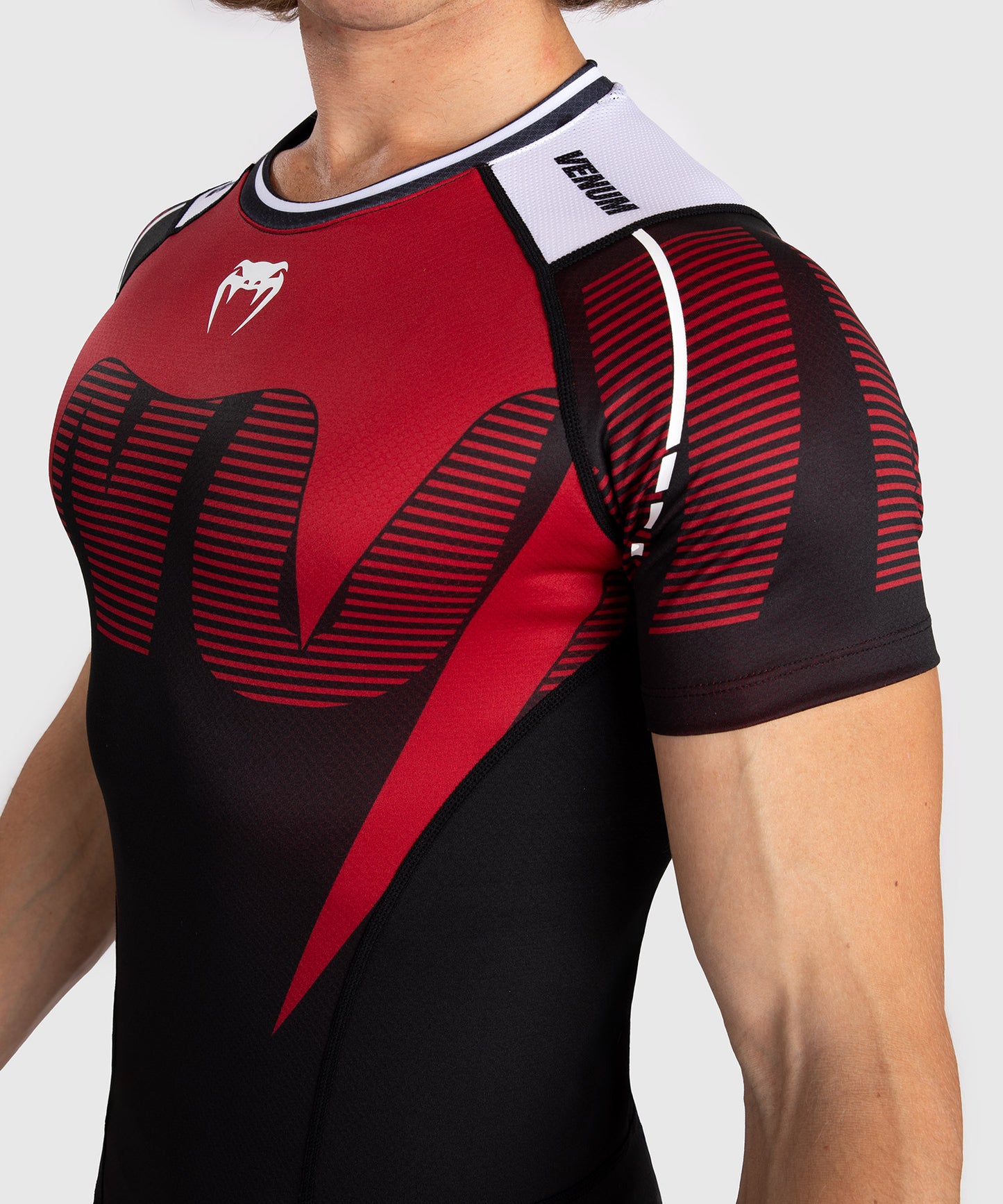 Venum Adrenaline Herren Kurzarm Rashguard - Red