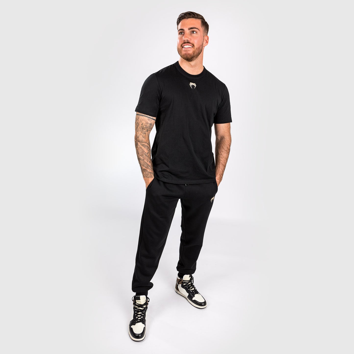 UFC Adrenaline by Venum Fight Week Kurzarm-T-Shirt für Männer - Schwarz