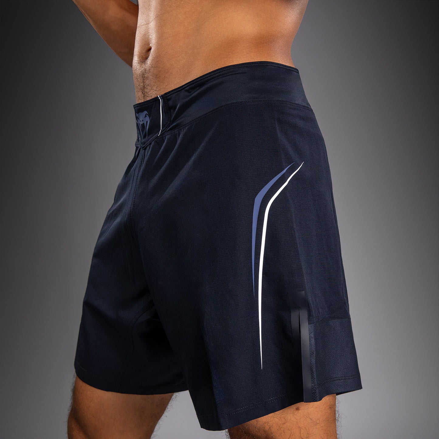 Venum G-Core Fightshorts - Marineblau/Weiß