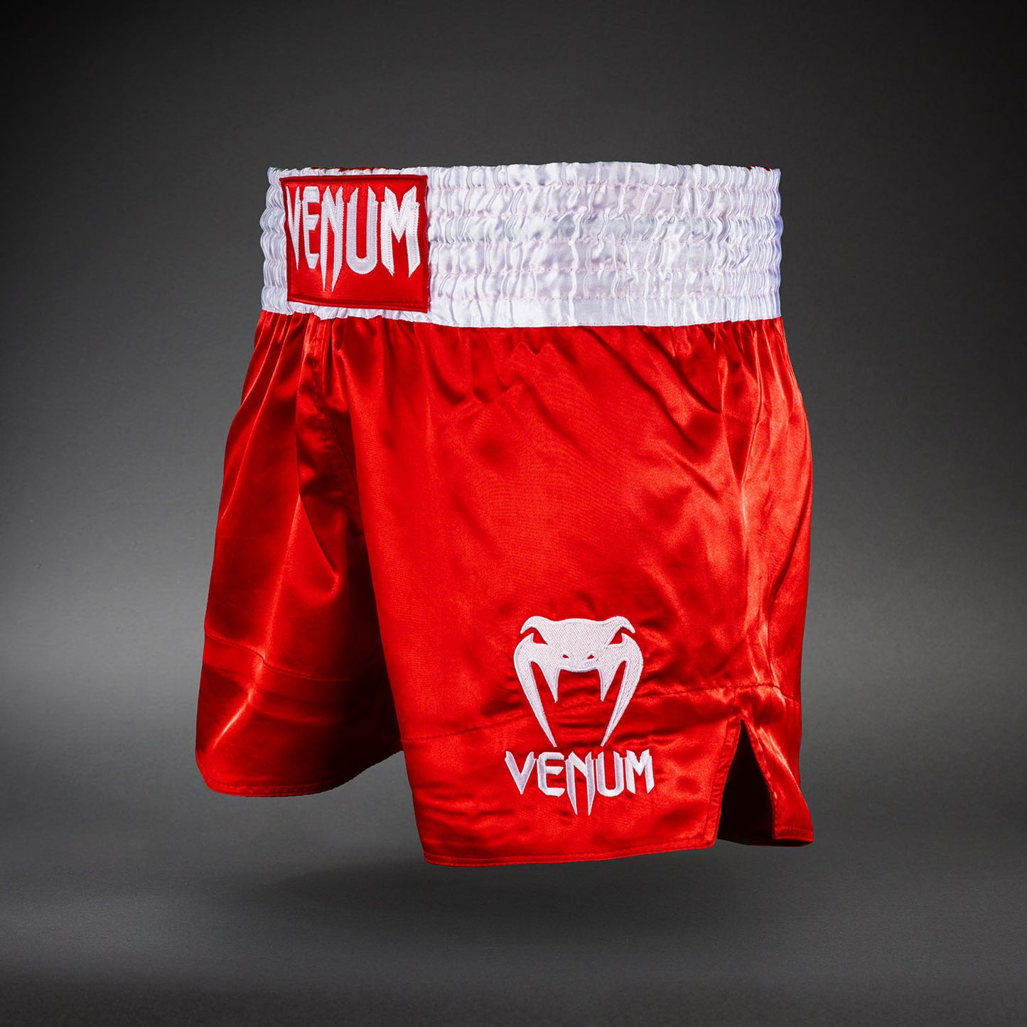 Venum Classic Muay-Thai-Shorts – Rot