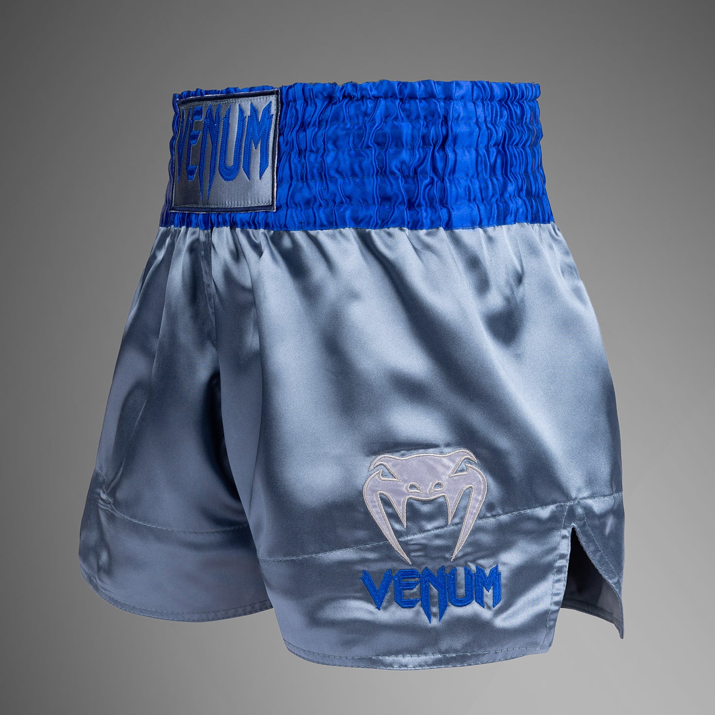 Venum Classic Muay Thai Shorts - Grau