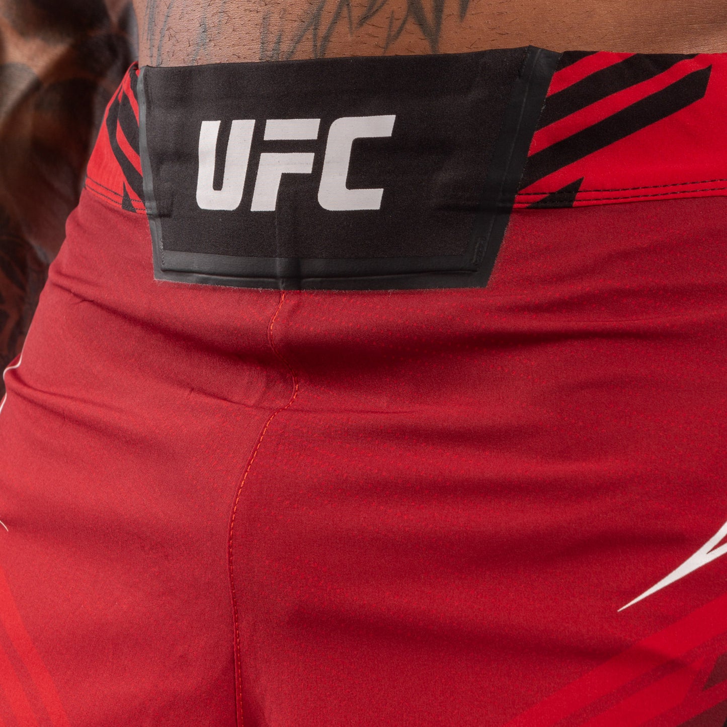 Venum UFC Authentic Fight Night Herren-Shorts – Rot