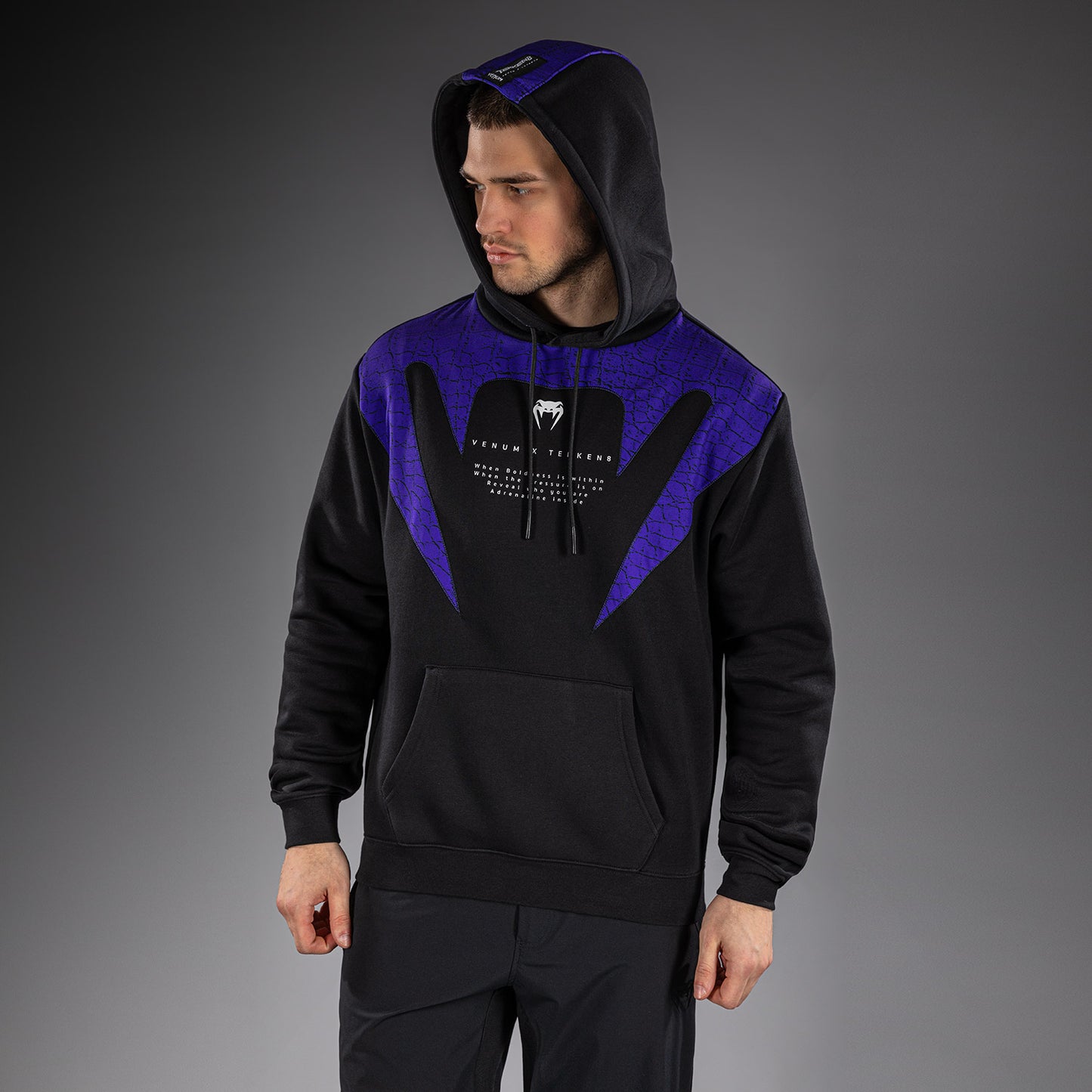 Venum x TEKKEN 8 Kapuzenpullover - Kazuya - Schwarz/Lila