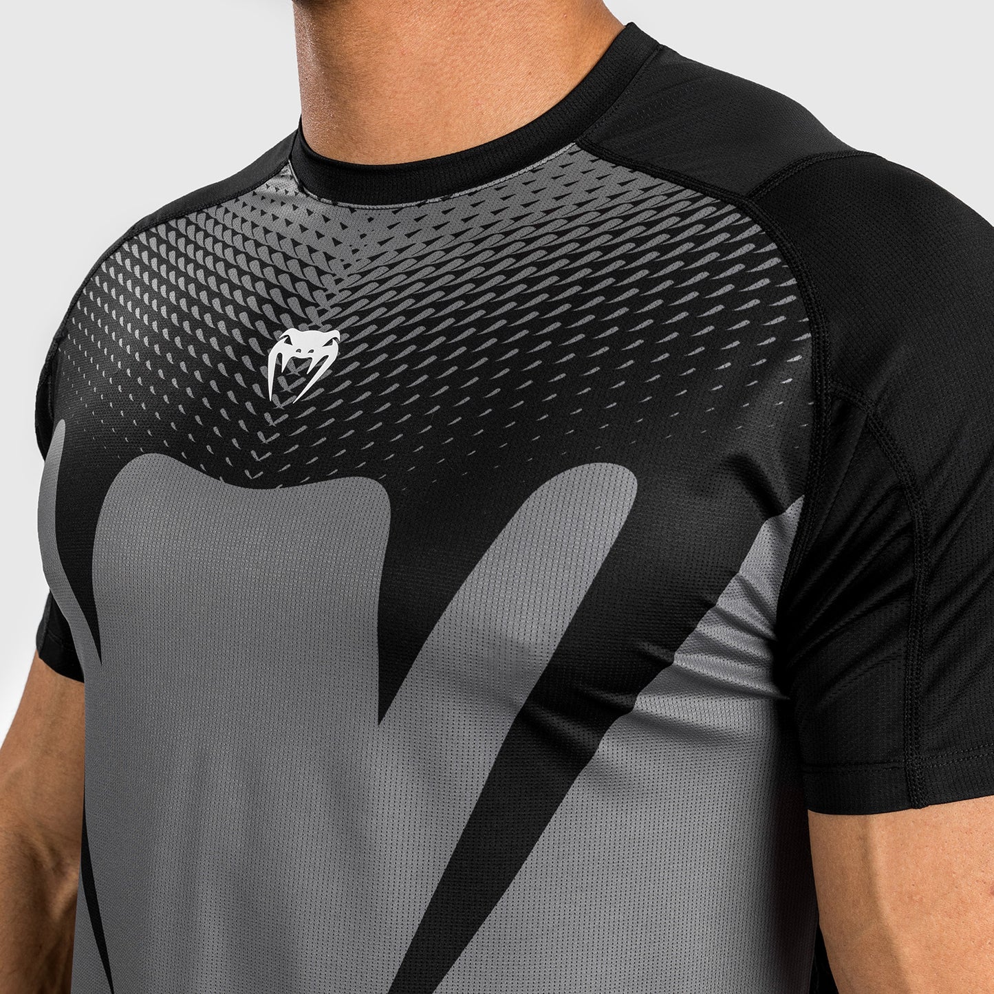 Venum Attack Dry-Tech T-Shirt - Schwarz