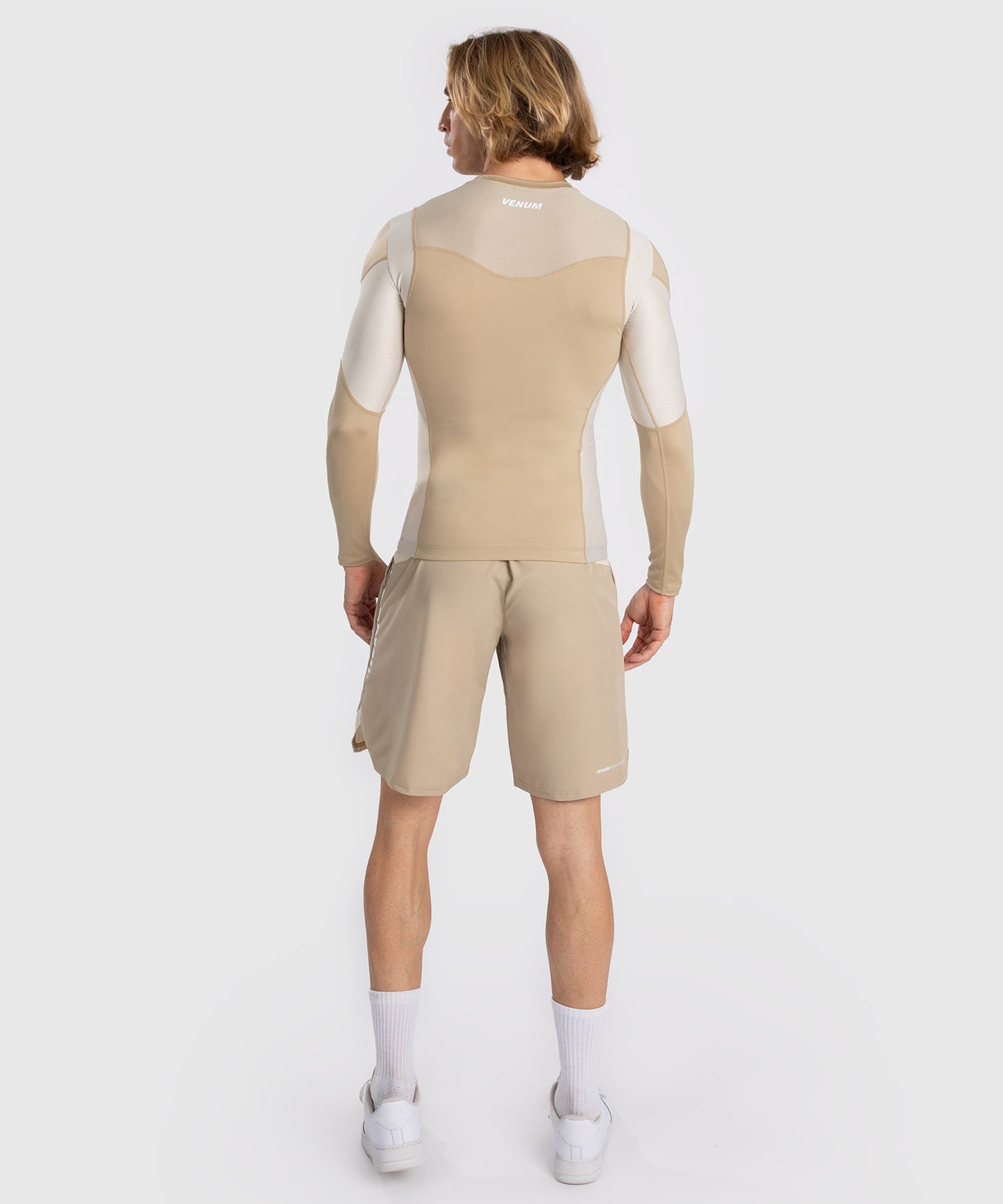Venum Tempest Herren Langarm Rashguard - Beige/Sand