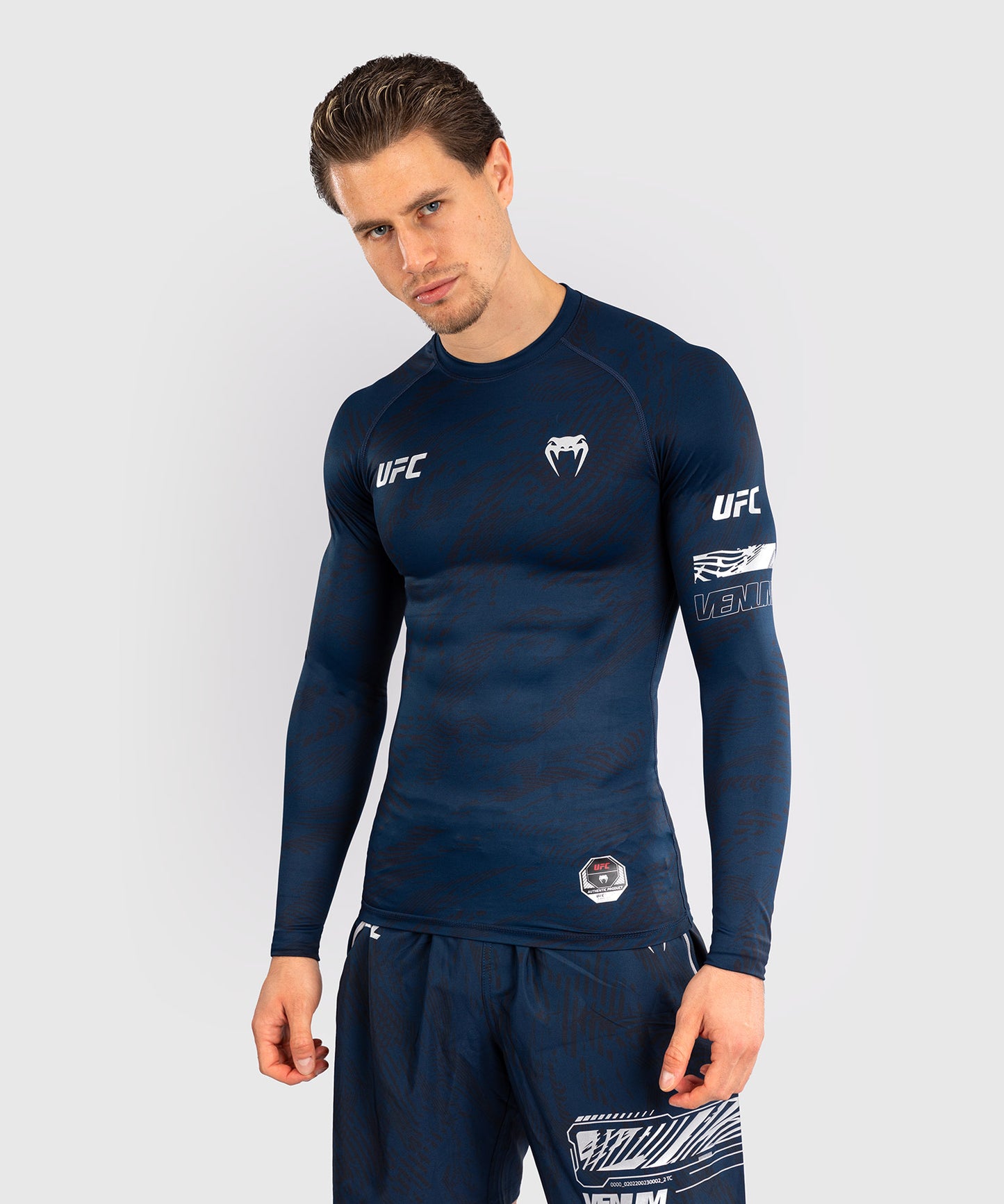 UFC Fusion by Venum Fight Week Herren Performance Langarm Rashguard - Ozeanisches Blau