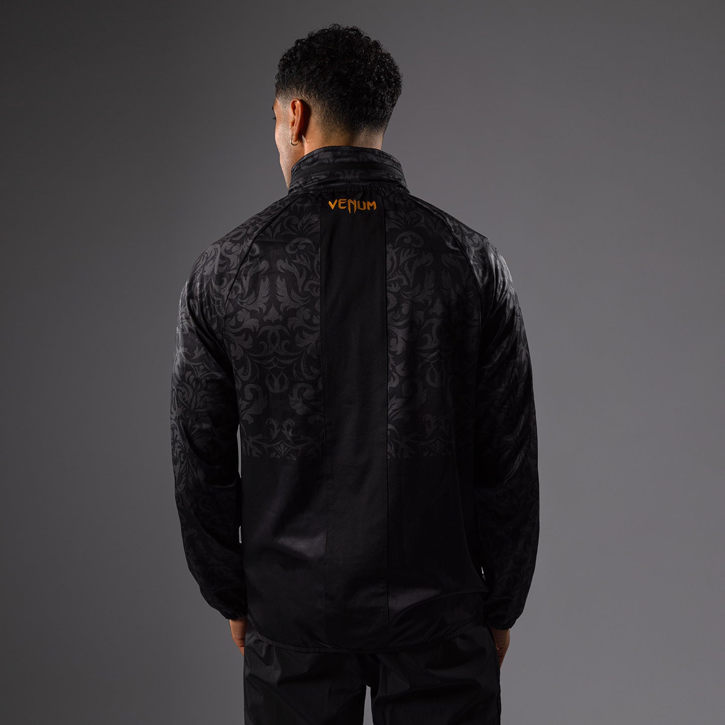 Venum x Topuria Unmatched Edition Track Jacket - Schwarz/Gold