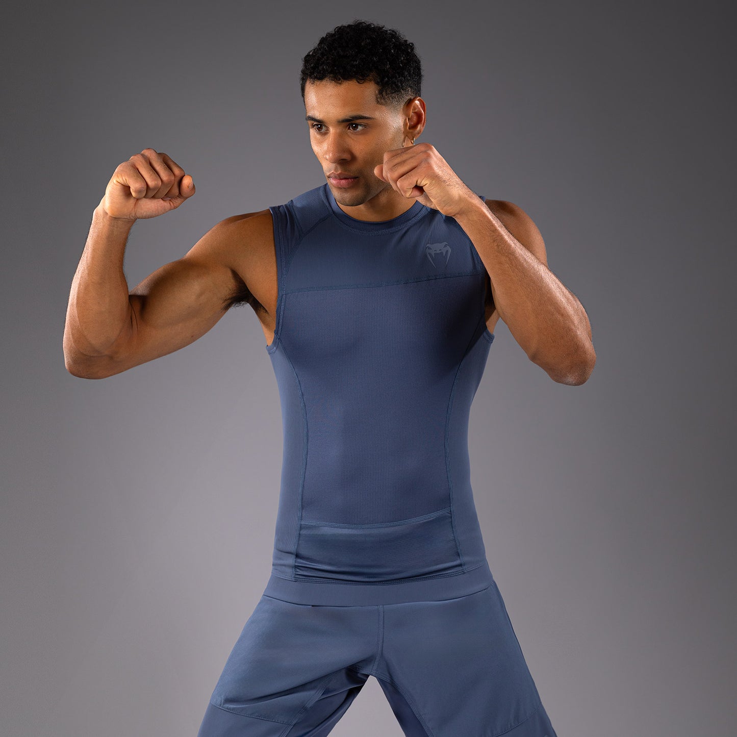 Venum G-Fit Air Herren Ärmelloser Rashguard - Nebelblau