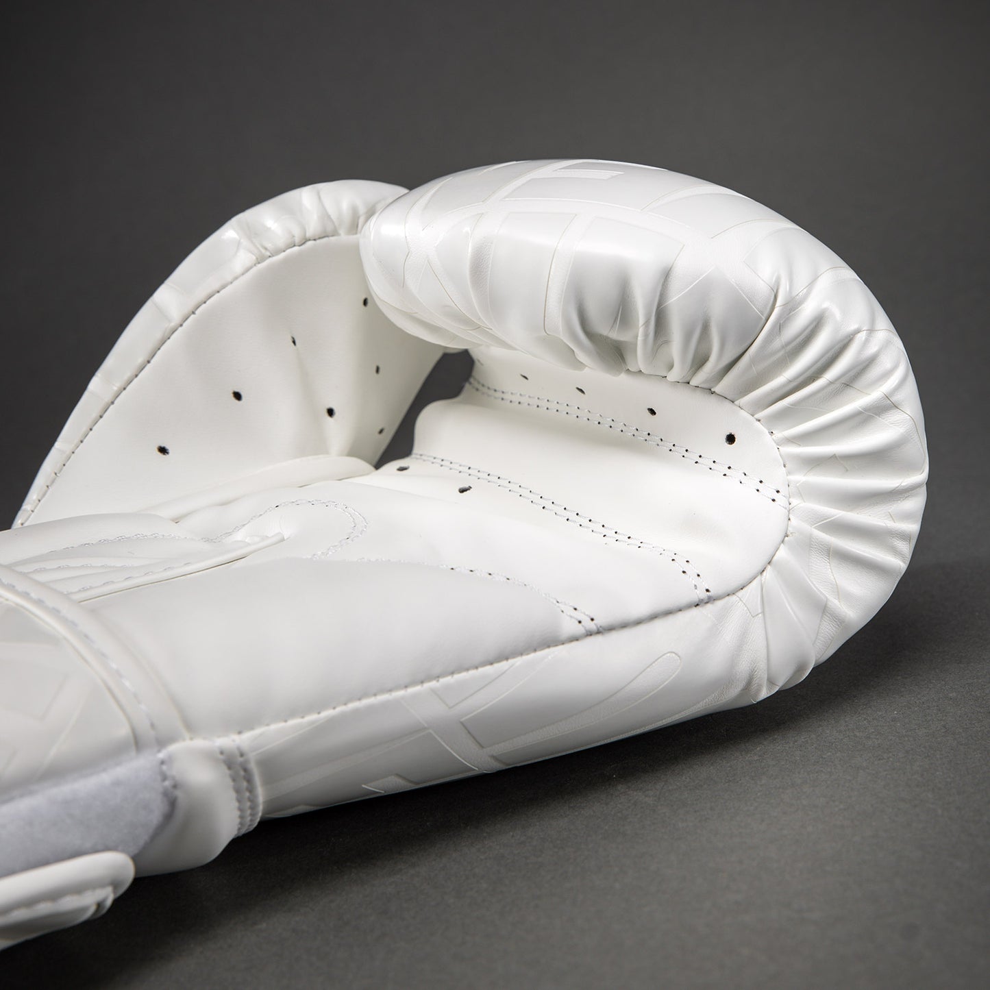 Venum Contender 1.5 XT 3D Boxhandschuhe - Weiß/Gold