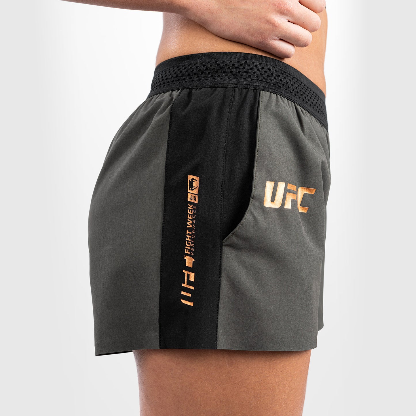 UFC Adrenaline by Venum Fight Week Performance-Short für Frauen - Khaki