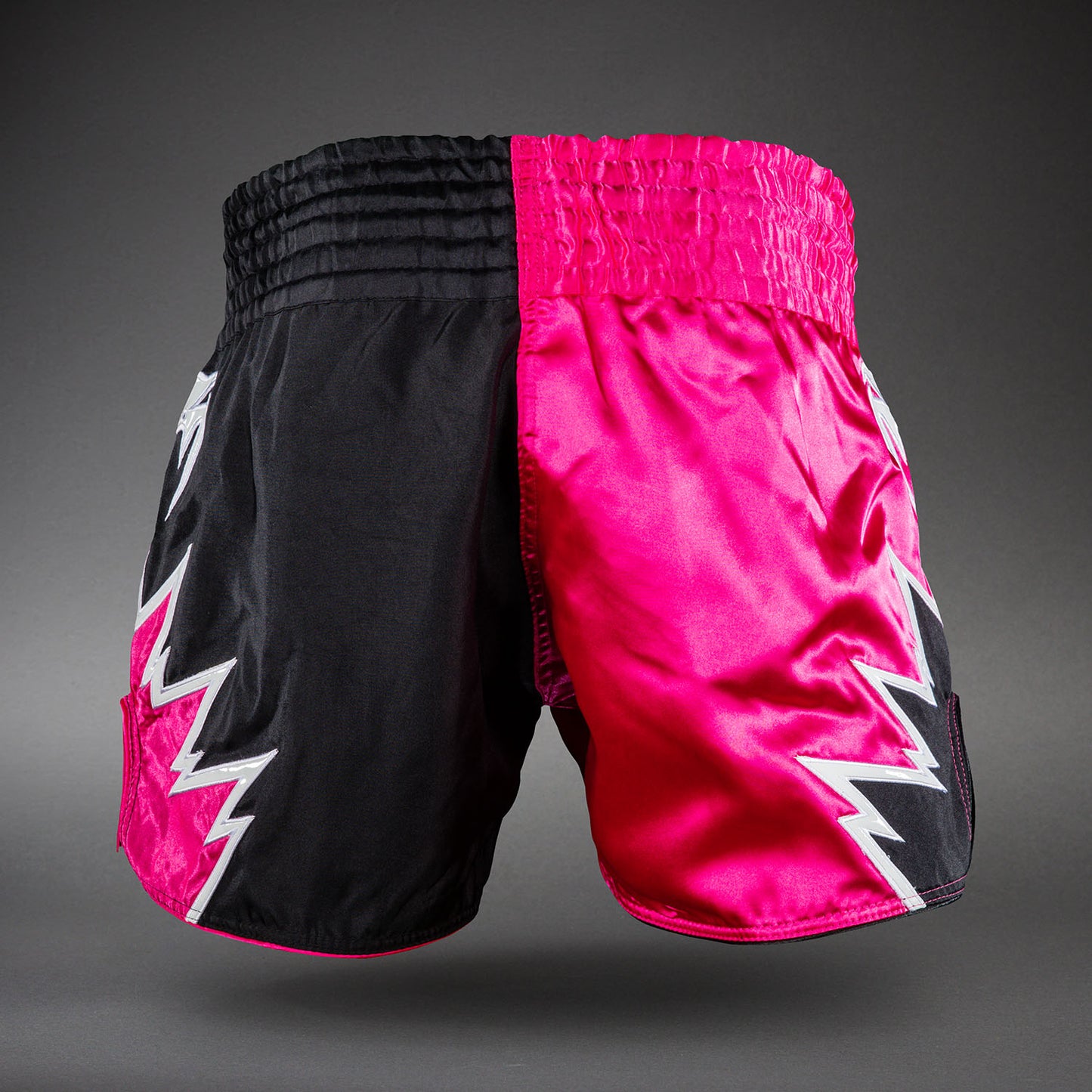 Venum Inferno 2.0 Muay Thai Shorts - Pink/Schwarz