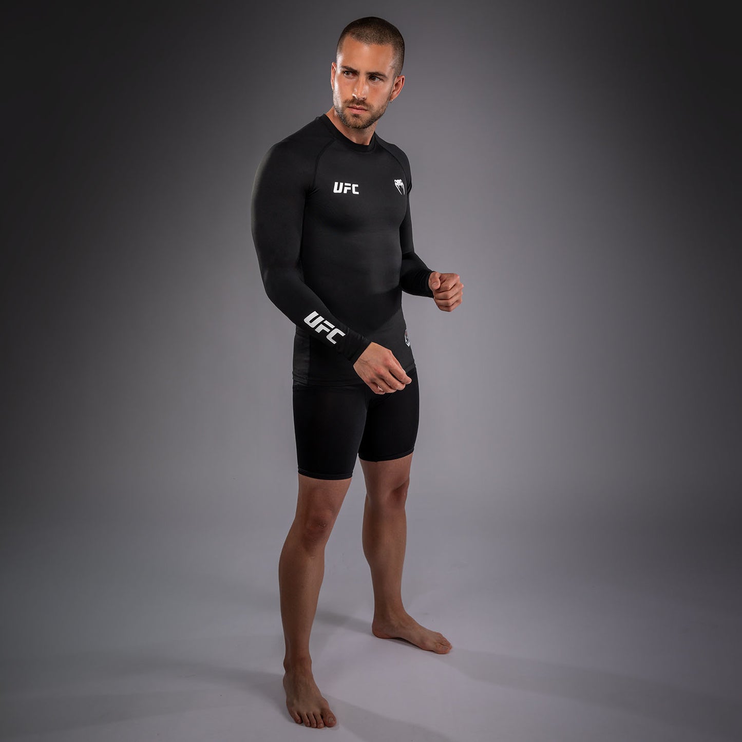 Venum UFC Unity by Venum Authentic Fight Week Herren Funktions-Rashguard Langarm - Schwarz
