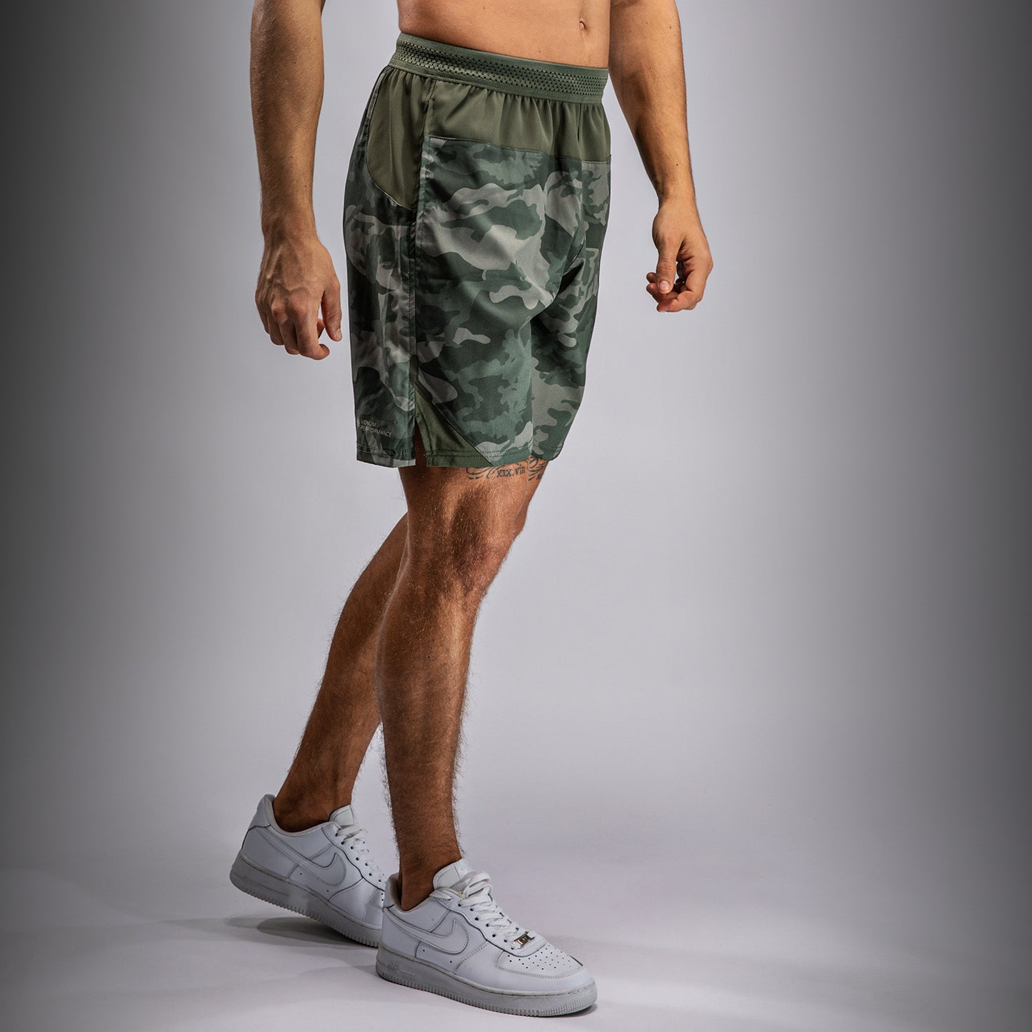 Venum G-Fit Air Herren Trainingsshorts - Armee Camouflage