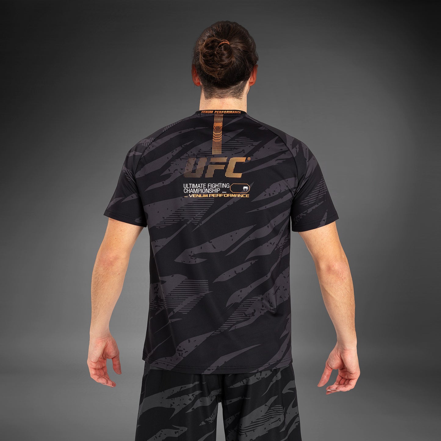 UFC Adrenaline by Venum Fight Week Herren Dry Tech T-Shirt - Urban Camo