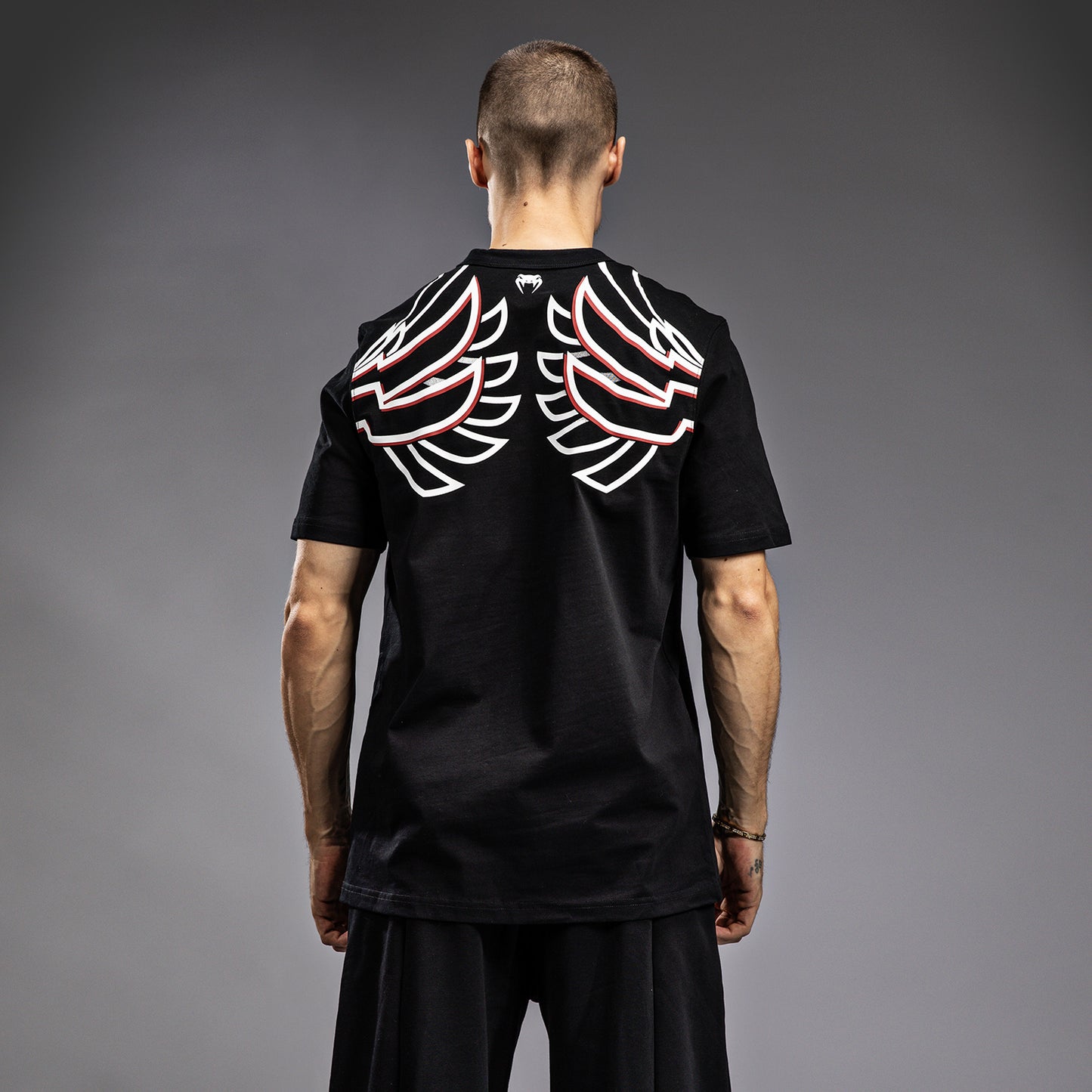 Venum x TEKKEN 8 - Jin Kazama T-Shirt - Schwarz/Schwarz/Weiß